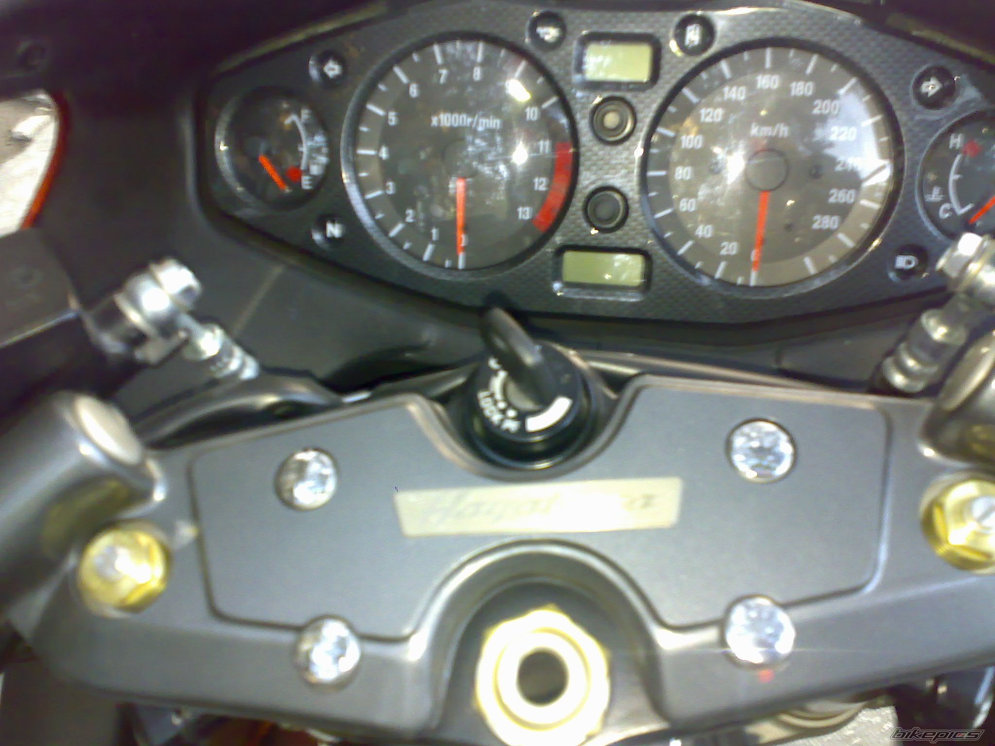 Photo 1504307