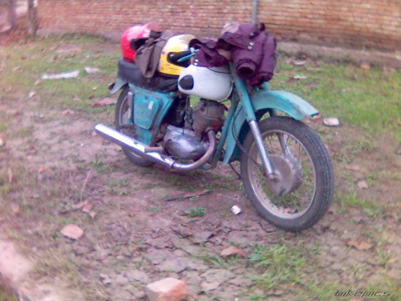 Photo 1504349