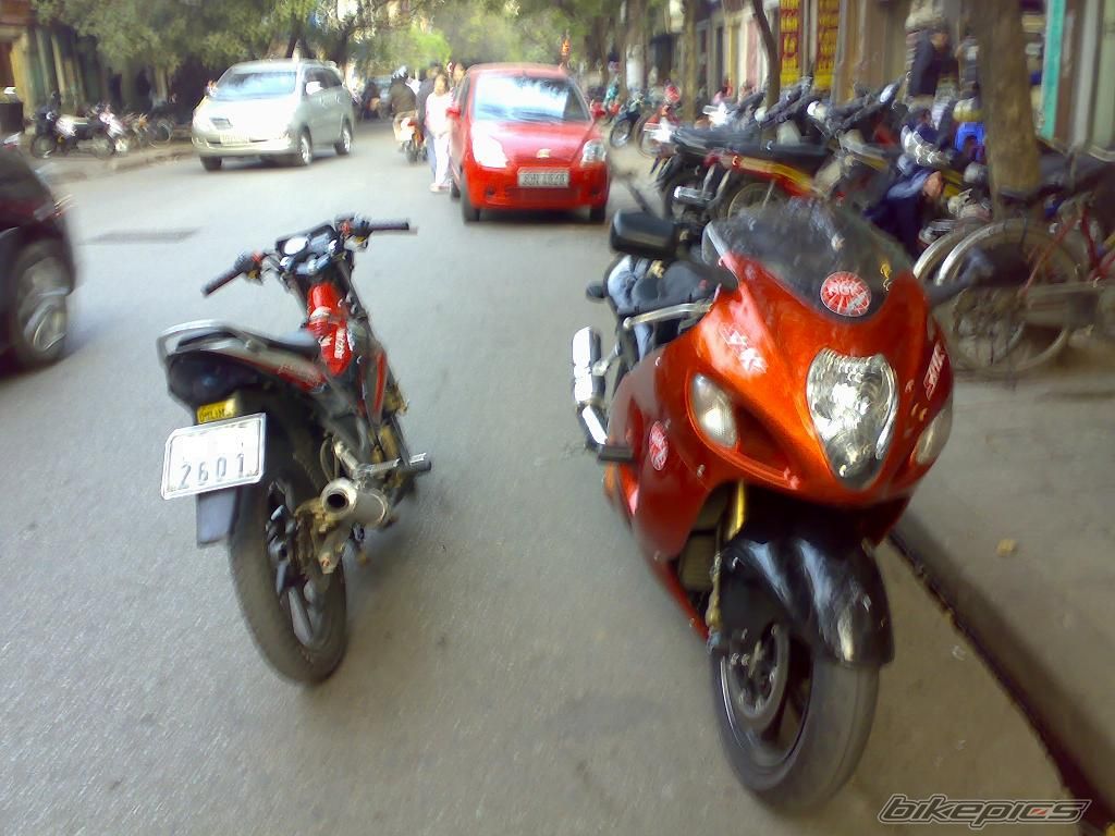Photo 1504358