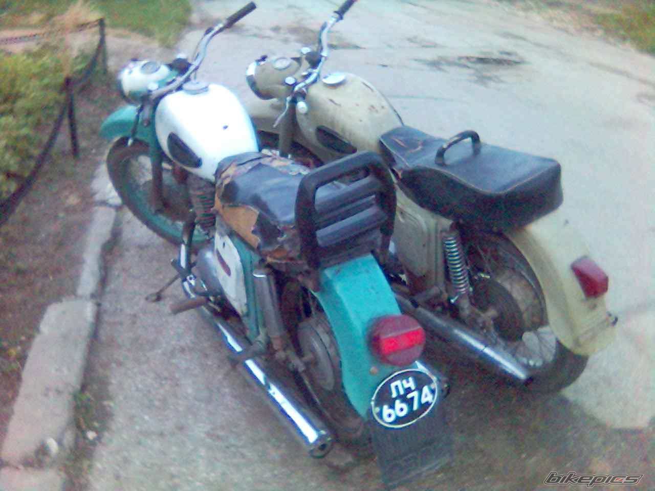 Photo 1504419