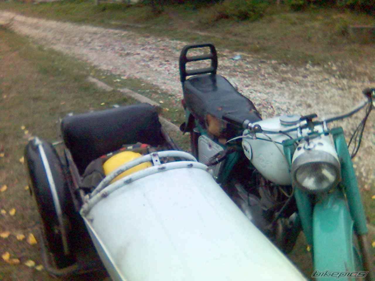 Photo 1504423