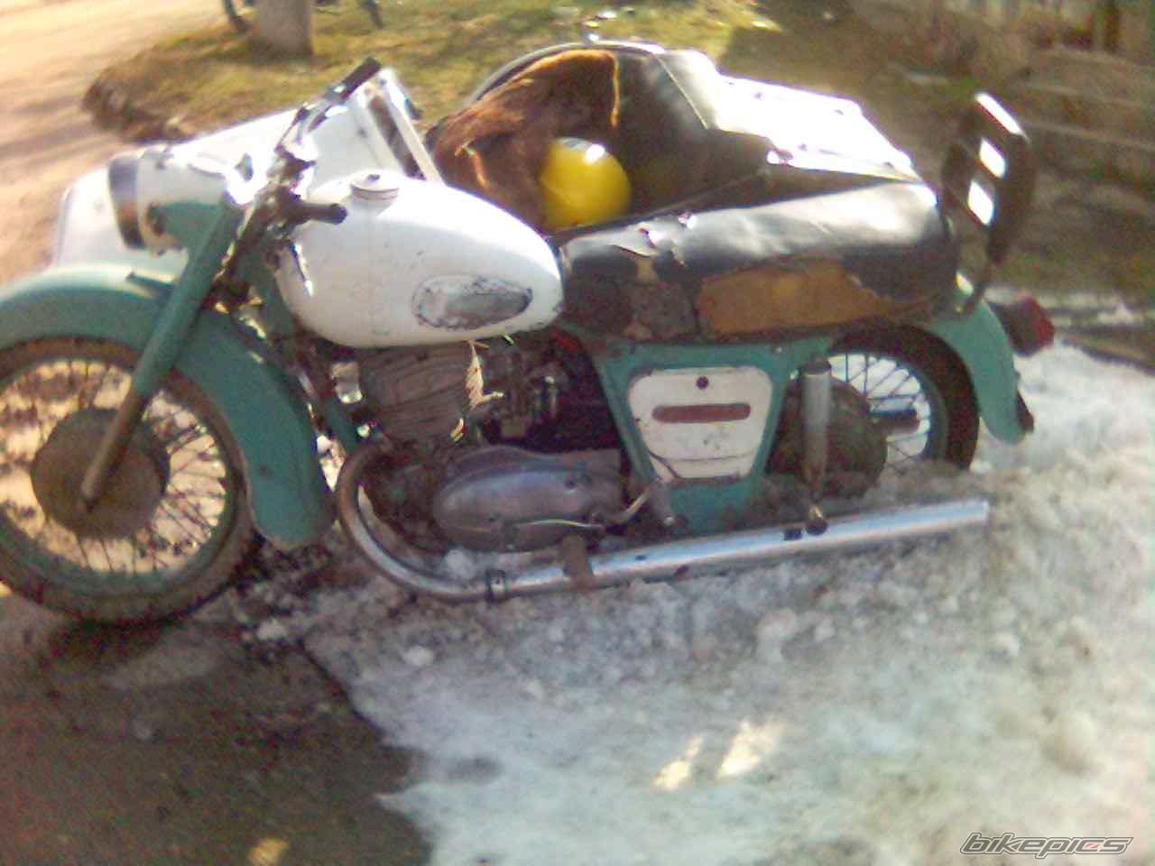 Photo 1504428