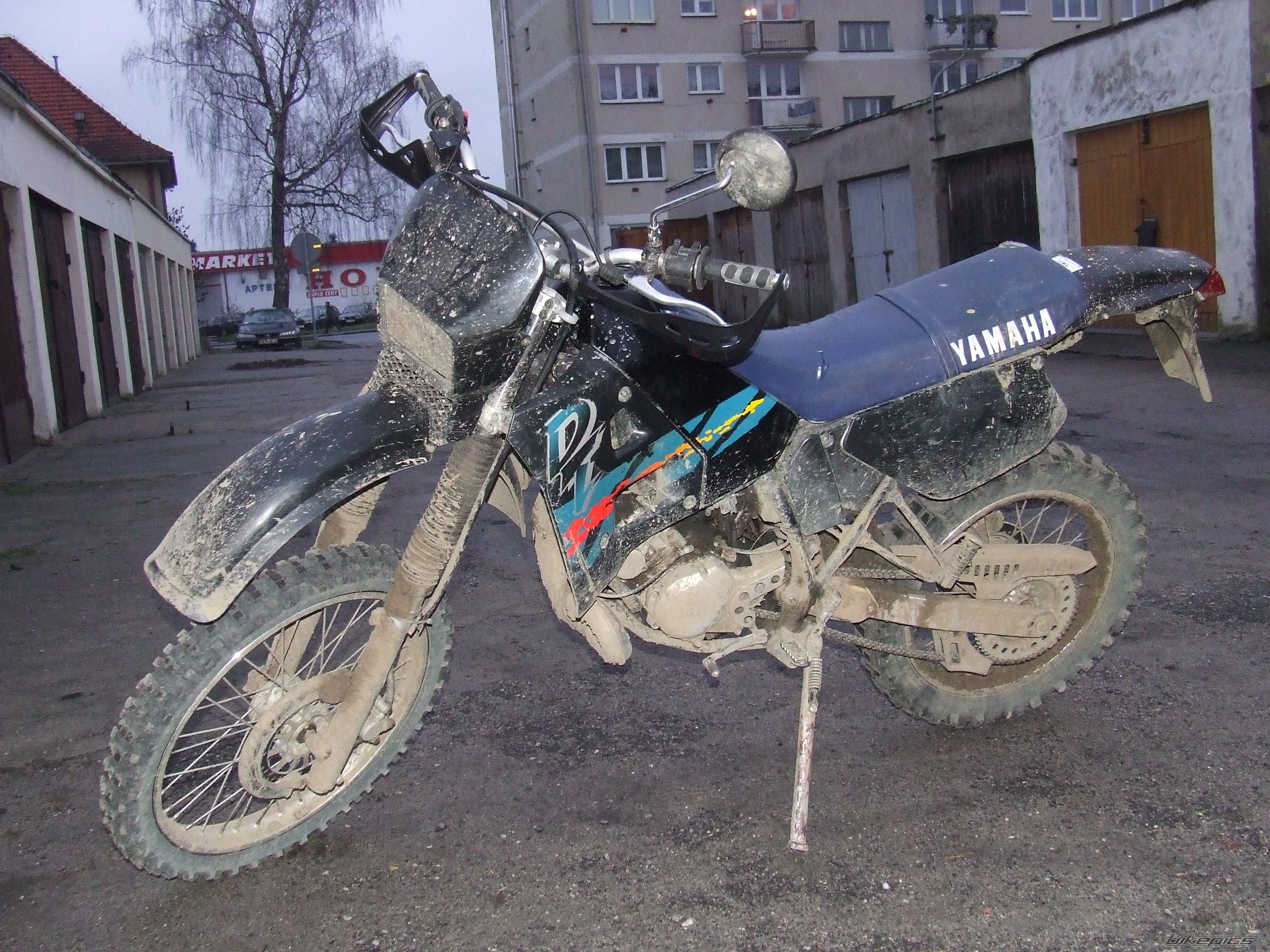 Photo 1504465
