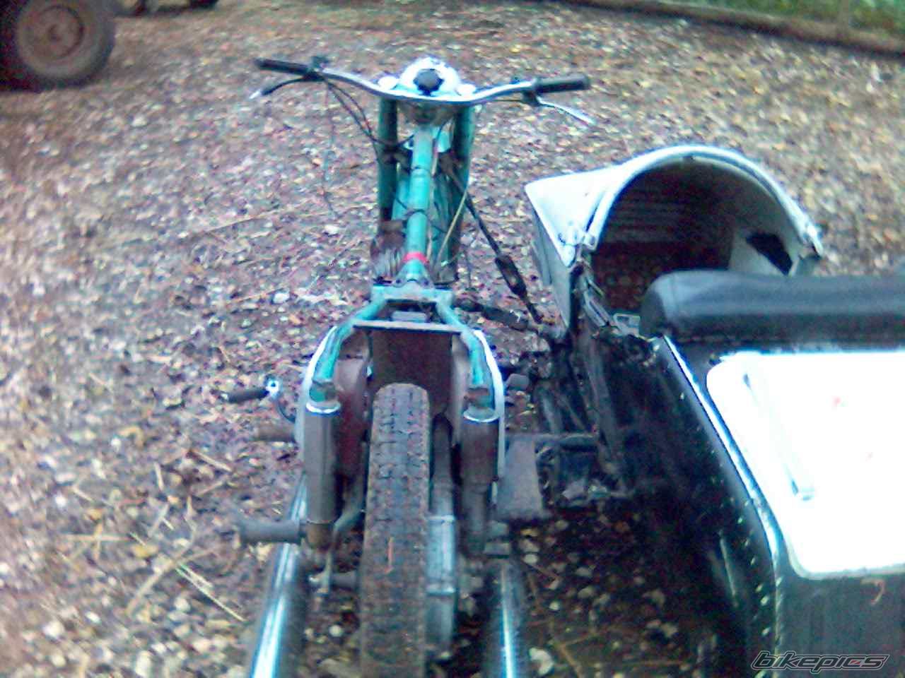 Photo 1504466
