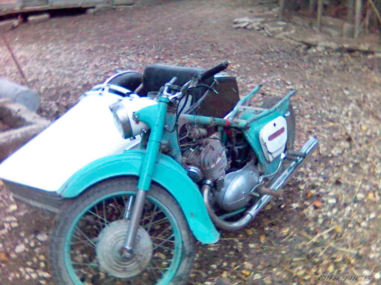 Photo 1504469
