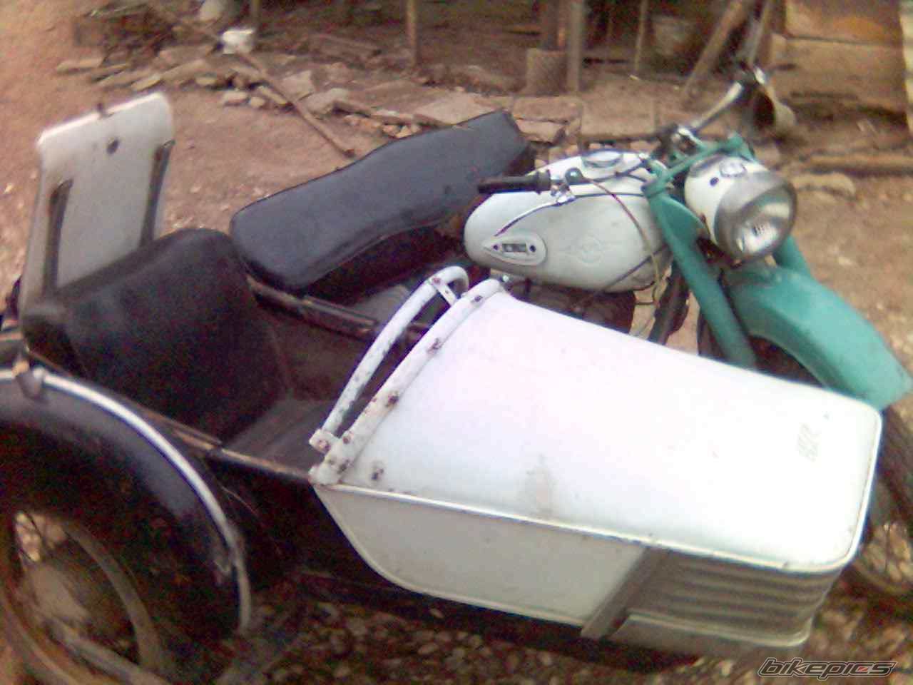 Photo 1504480