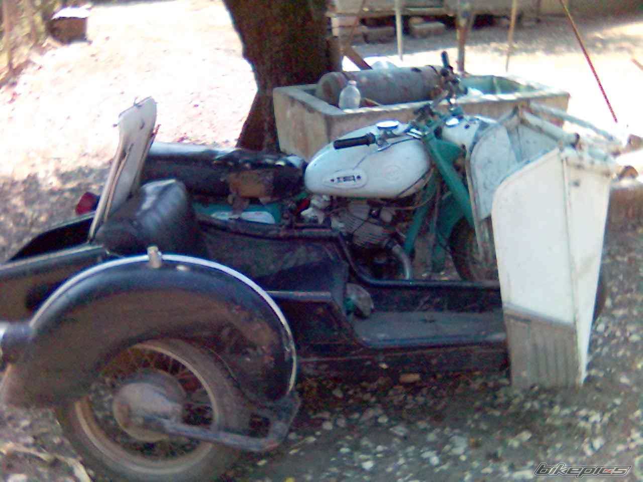 Photo 1504489