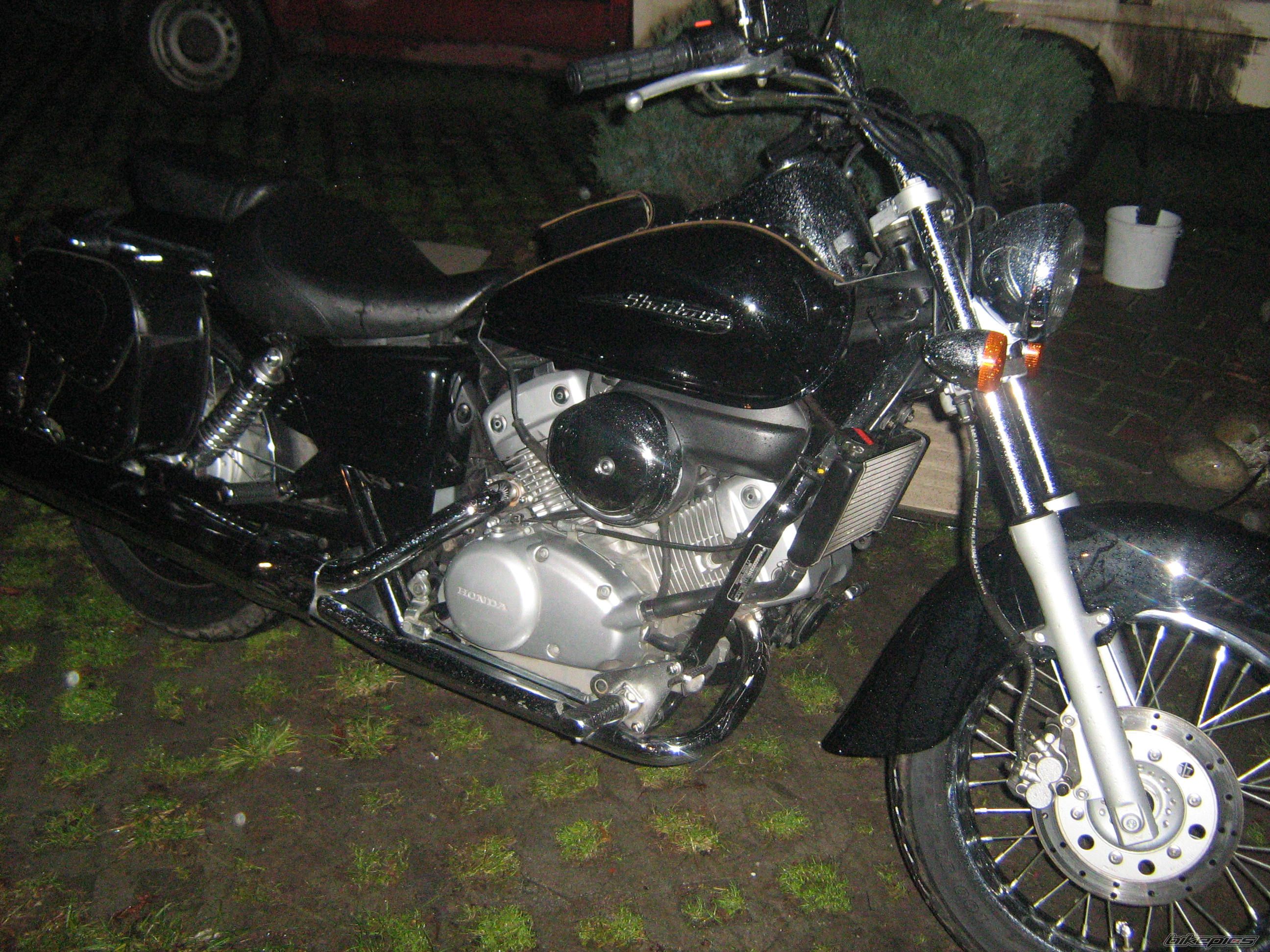 Photo 1504569