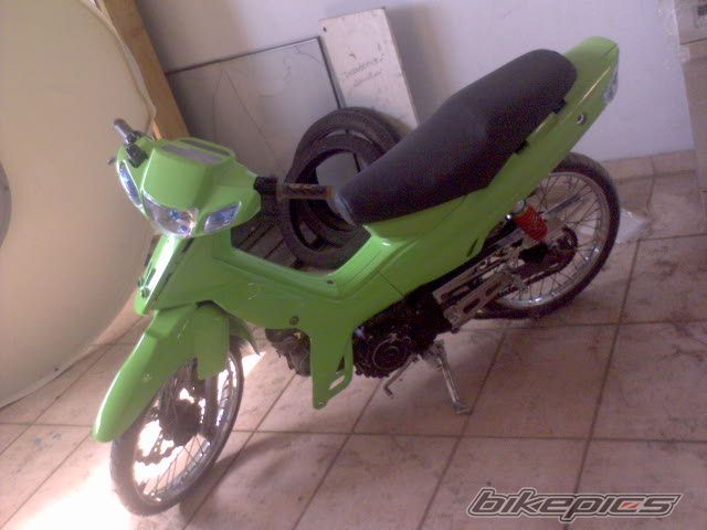 Photo 1504686