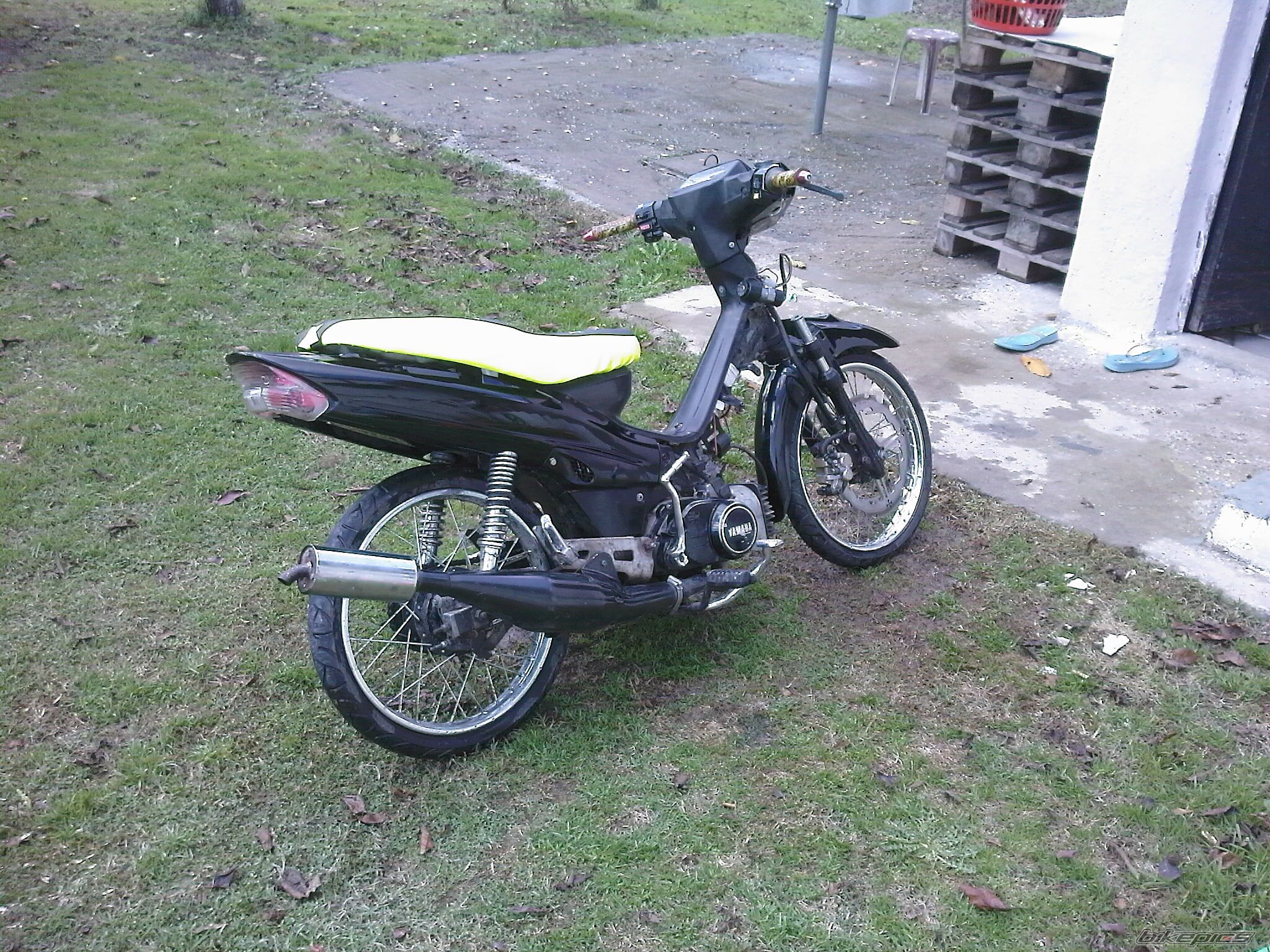 Photo 1504687