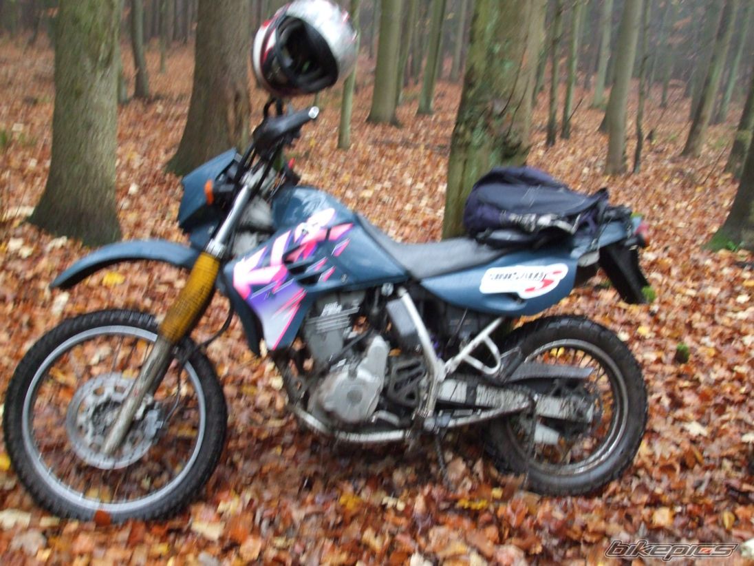 Photo 1504864
