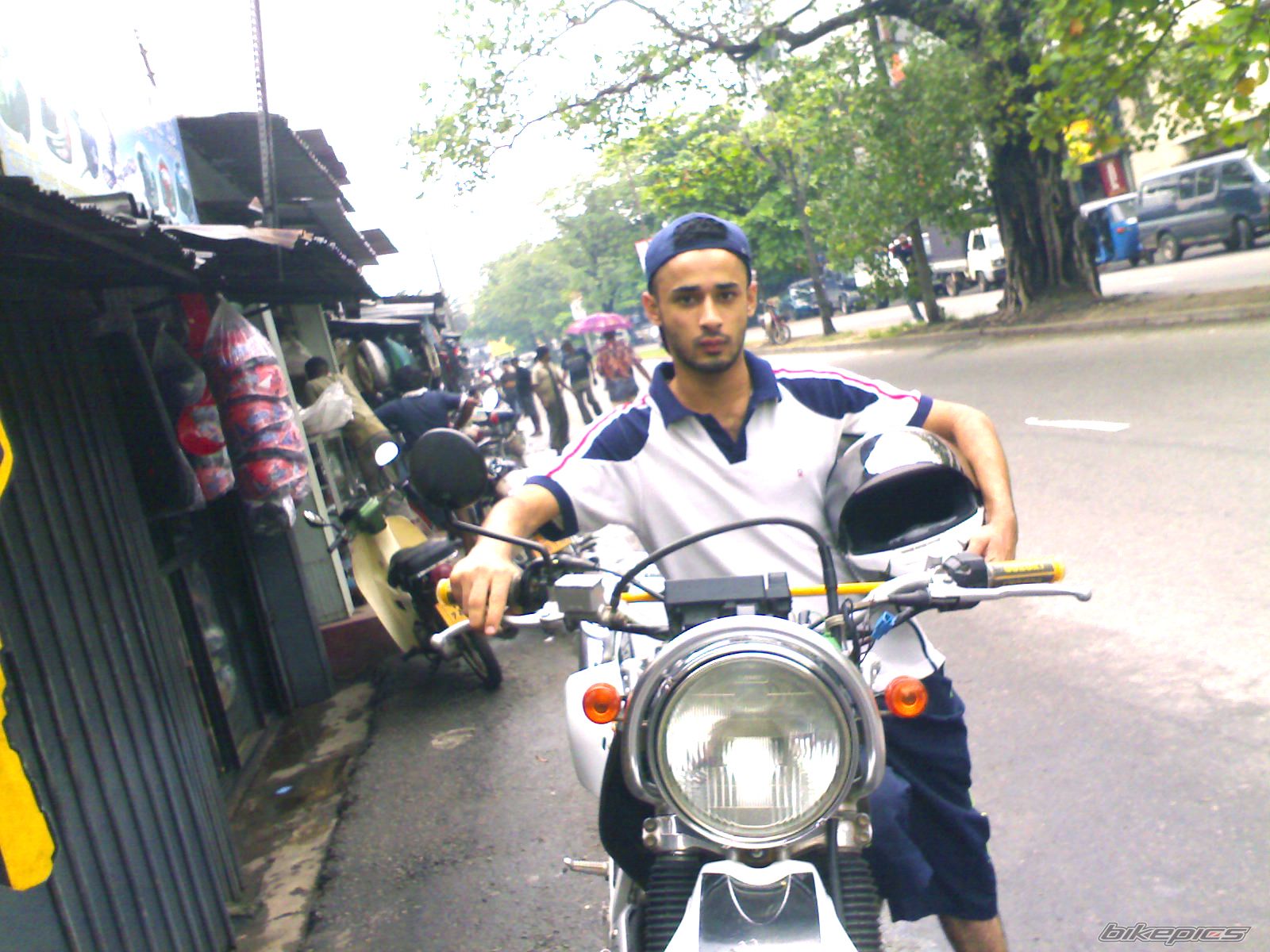 Photo 1505068