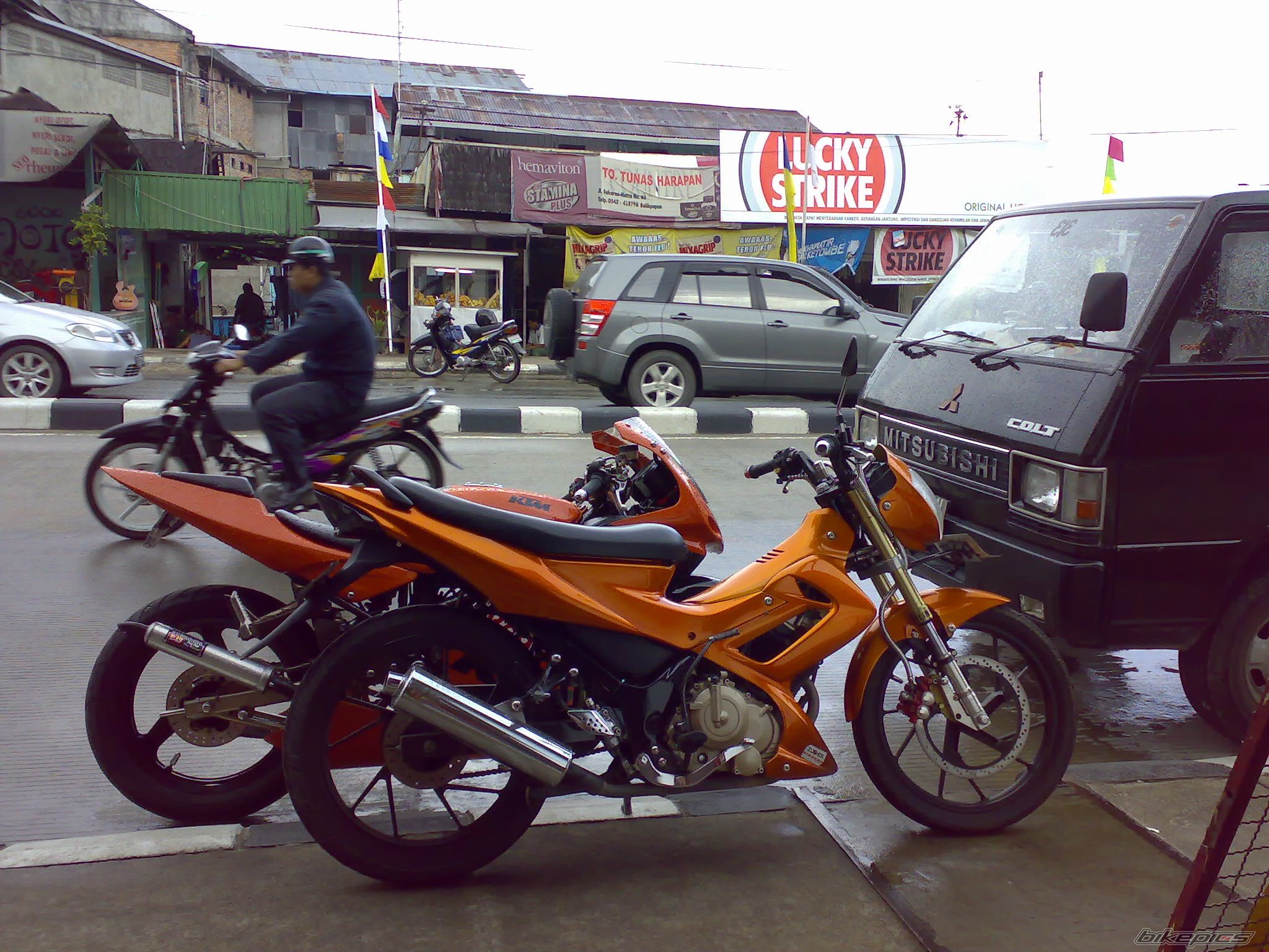 Photo 1505668