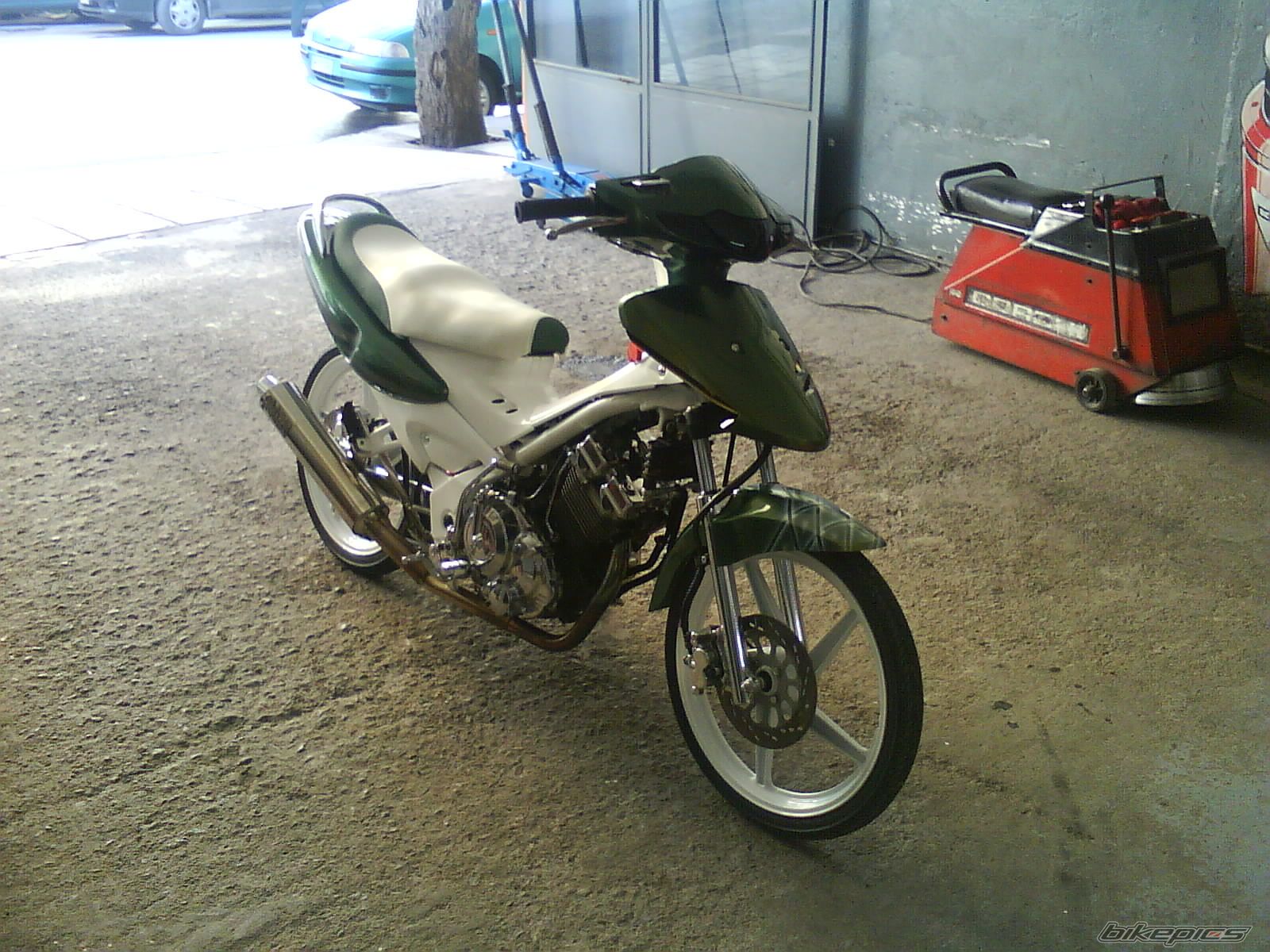 Photo 1505767