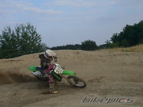 Photo 1505831