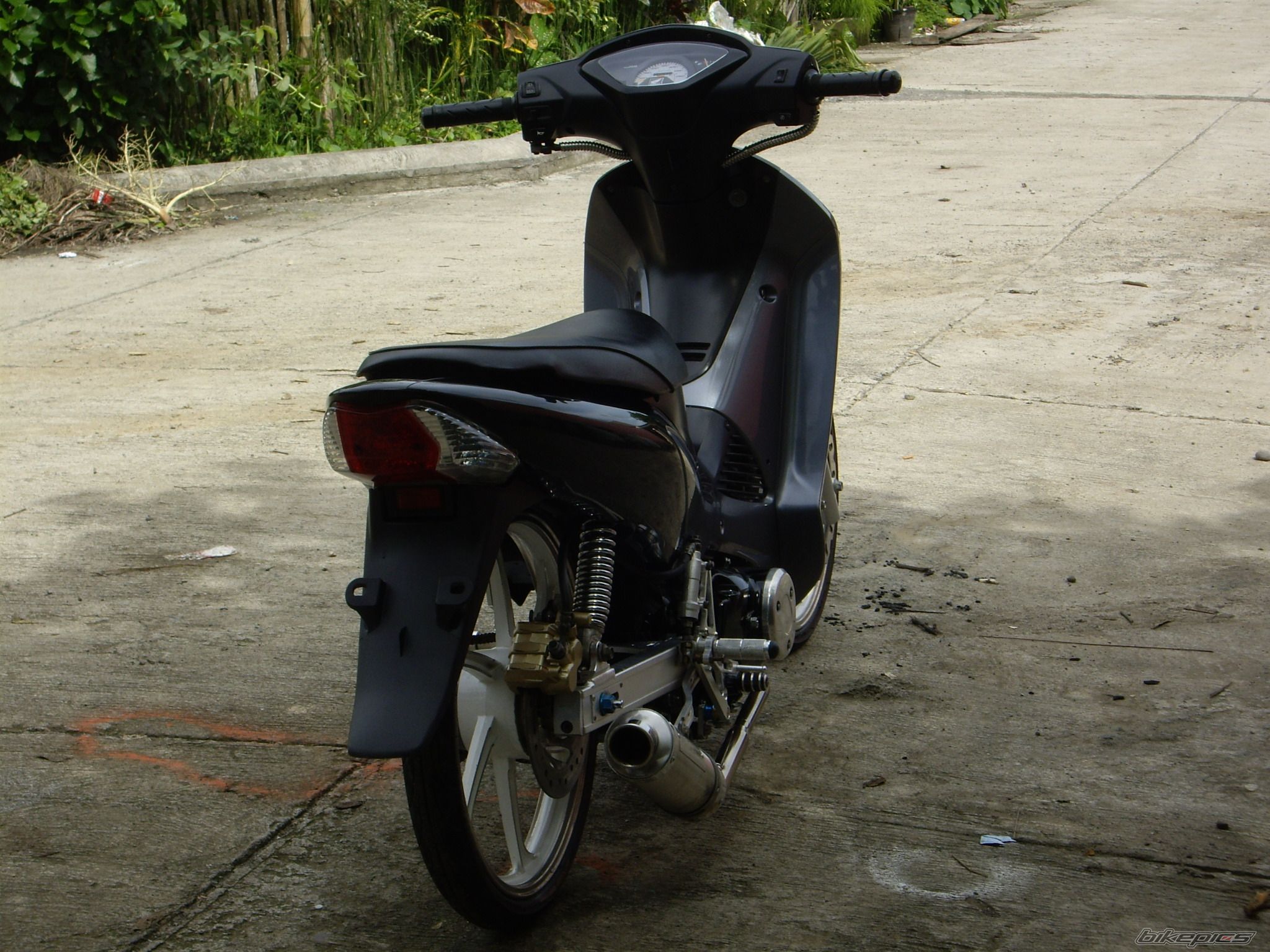 Photo 1505843