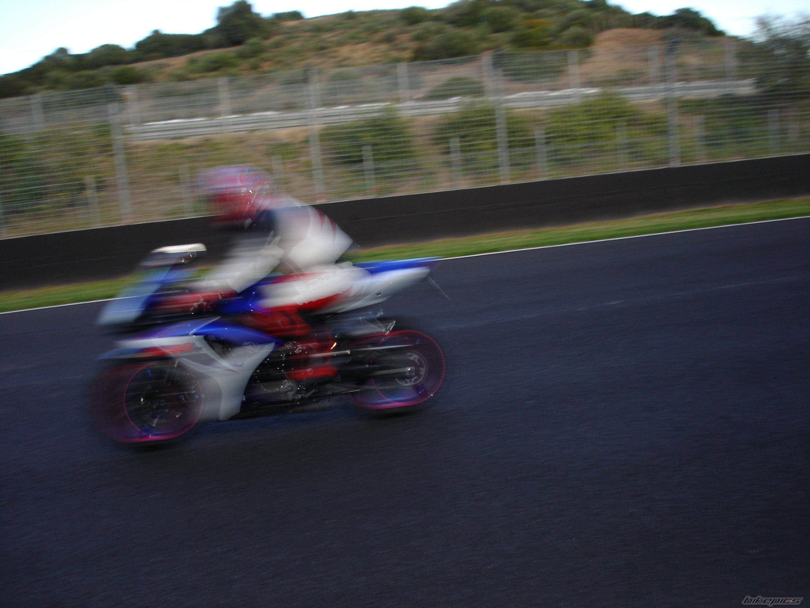 Photo 1506408