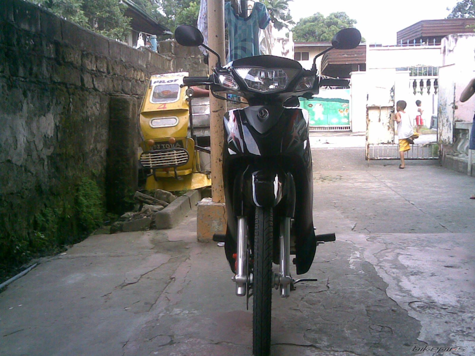 Photo 1506687