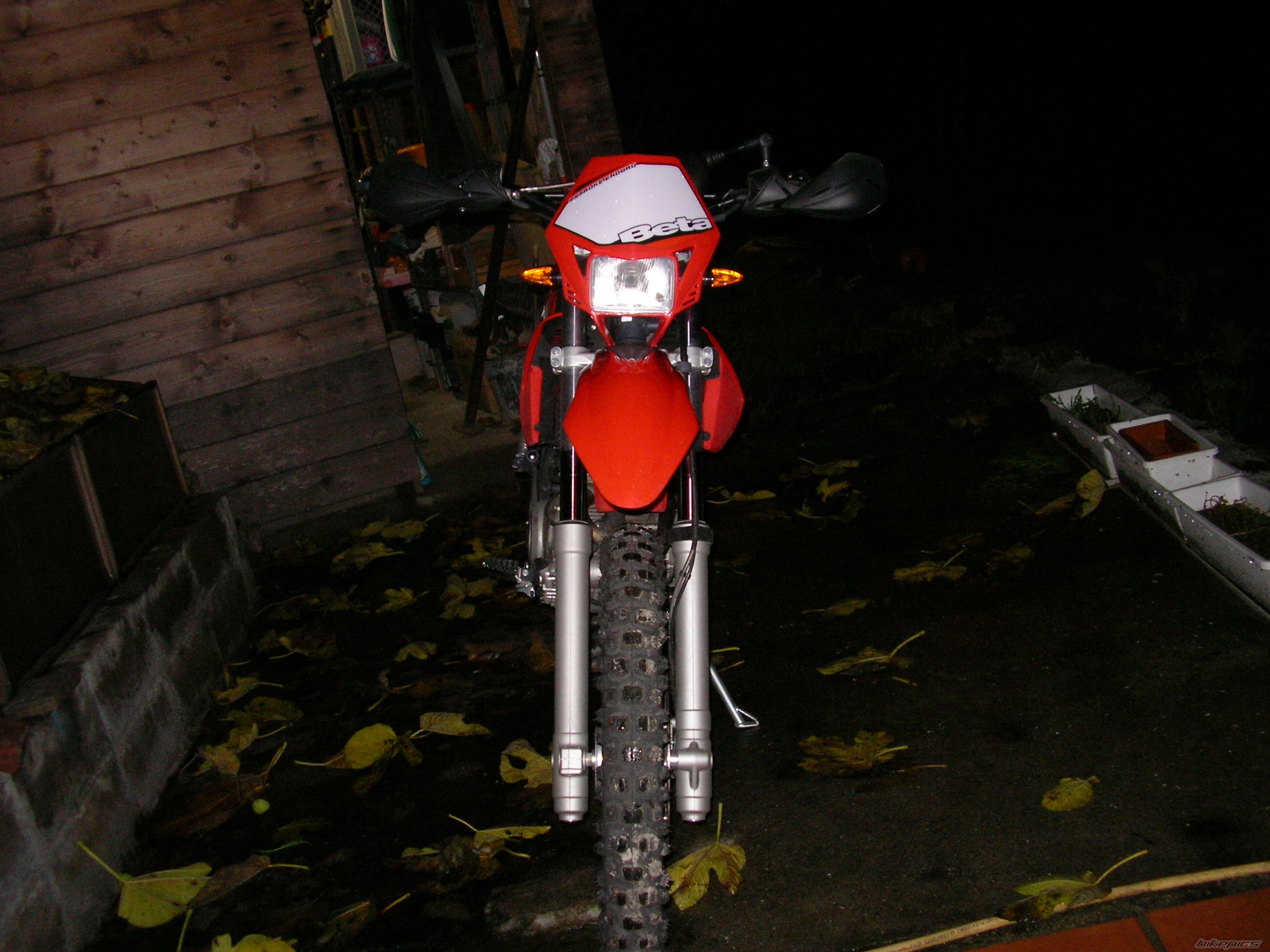 Photo 1506937