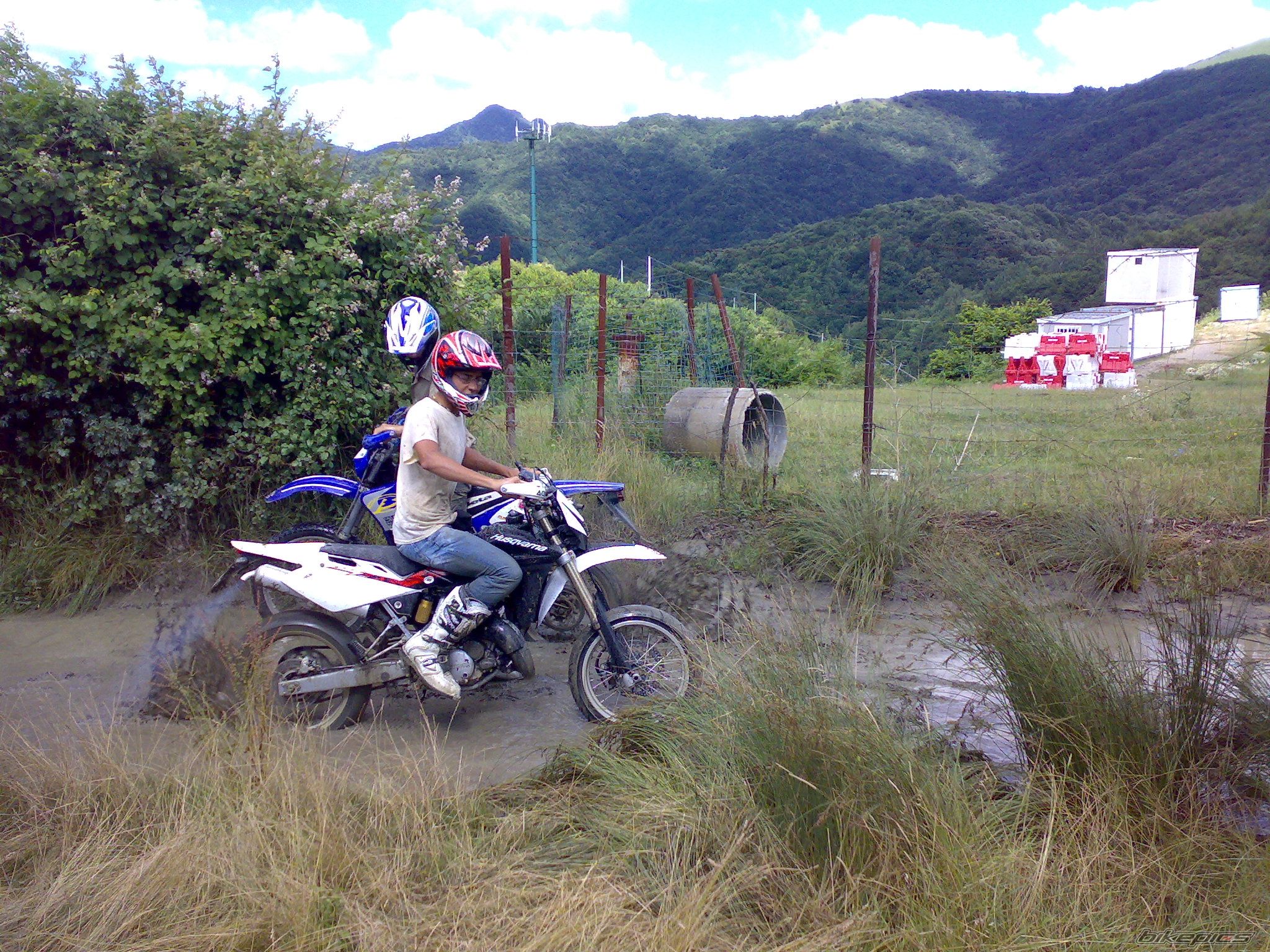 Photo 1506966