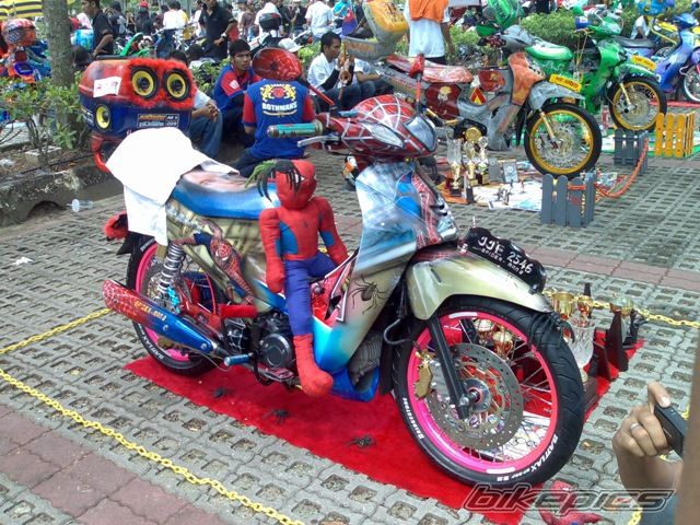 Photo 1509844