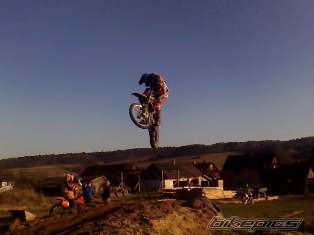 Photo 1511486