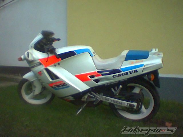 Photo 1512034