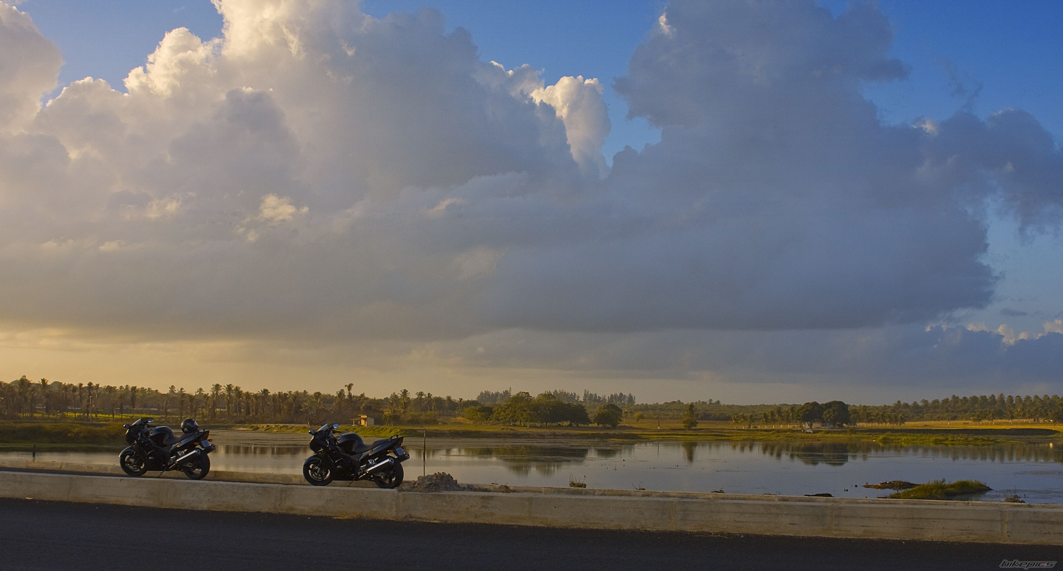 Bike Photo 1512244