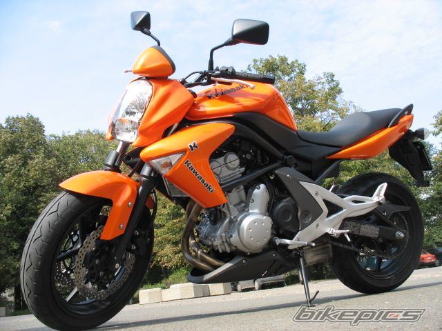 Photo 1512275