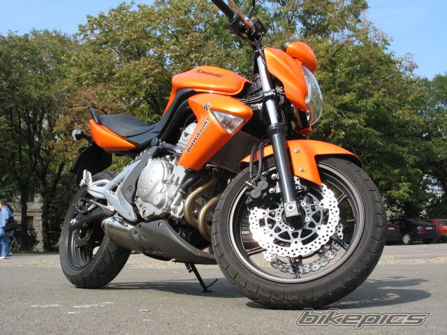 Photo 1512276