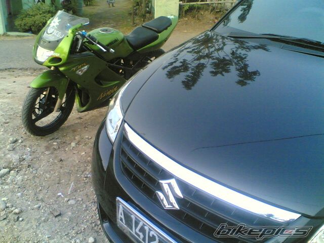 Photo 1512304