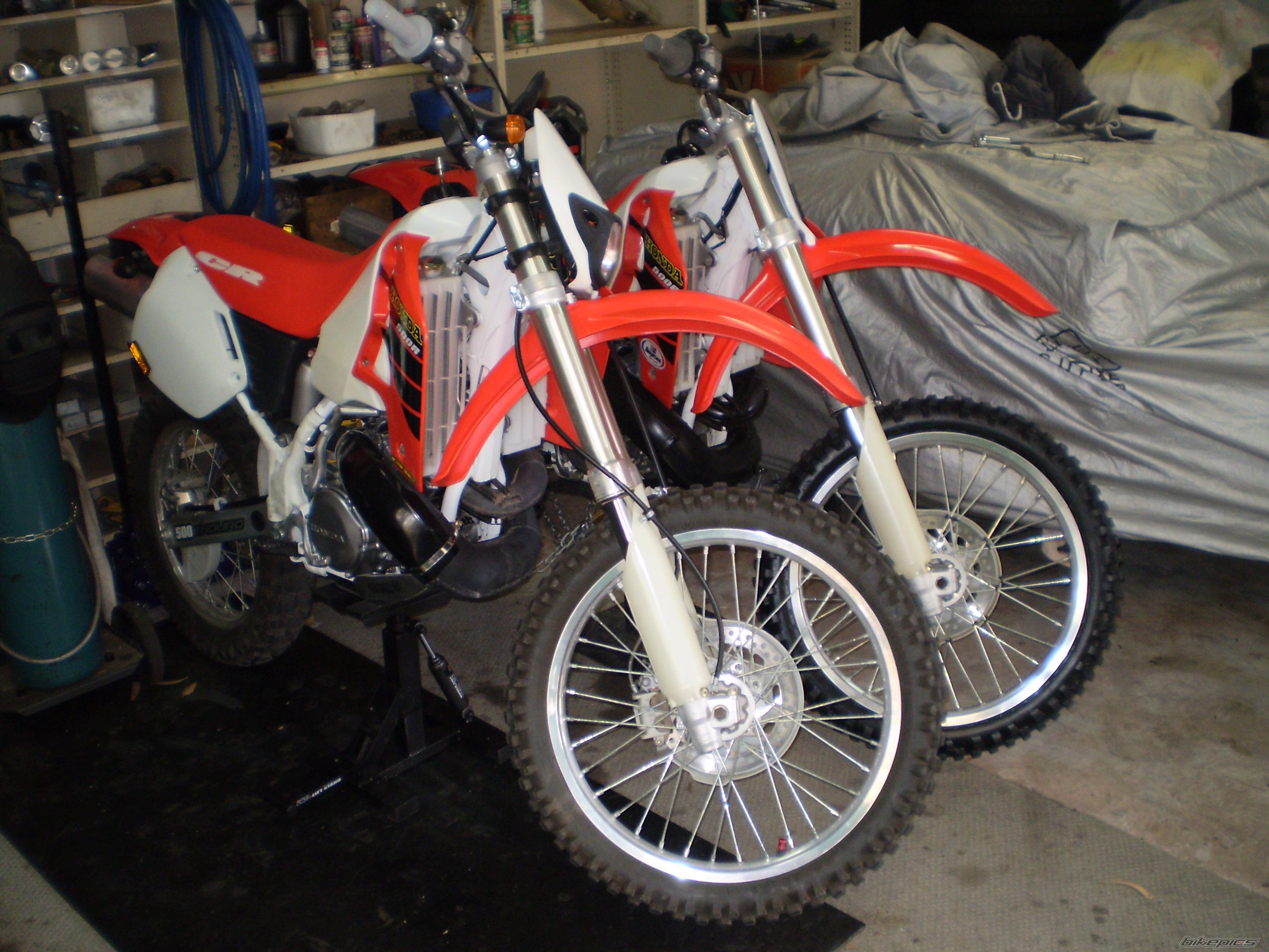 Photo 1512365