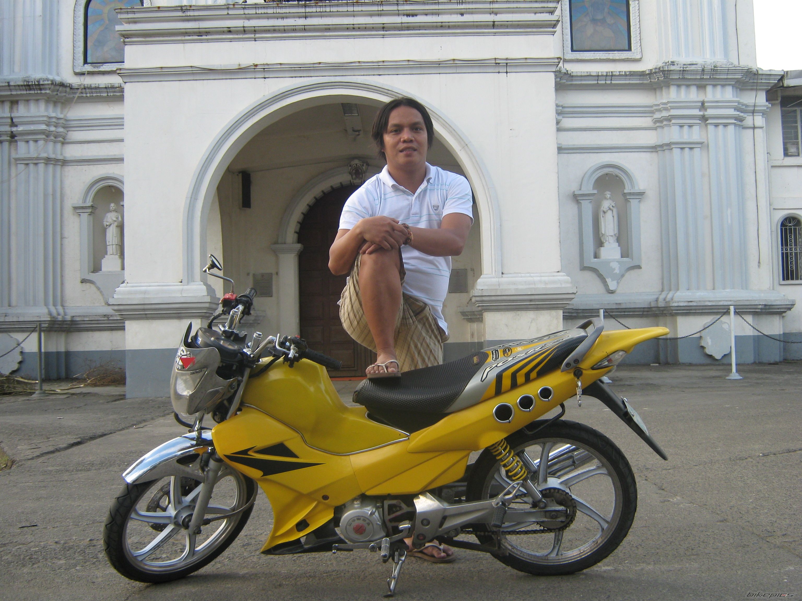 Photo 1512378