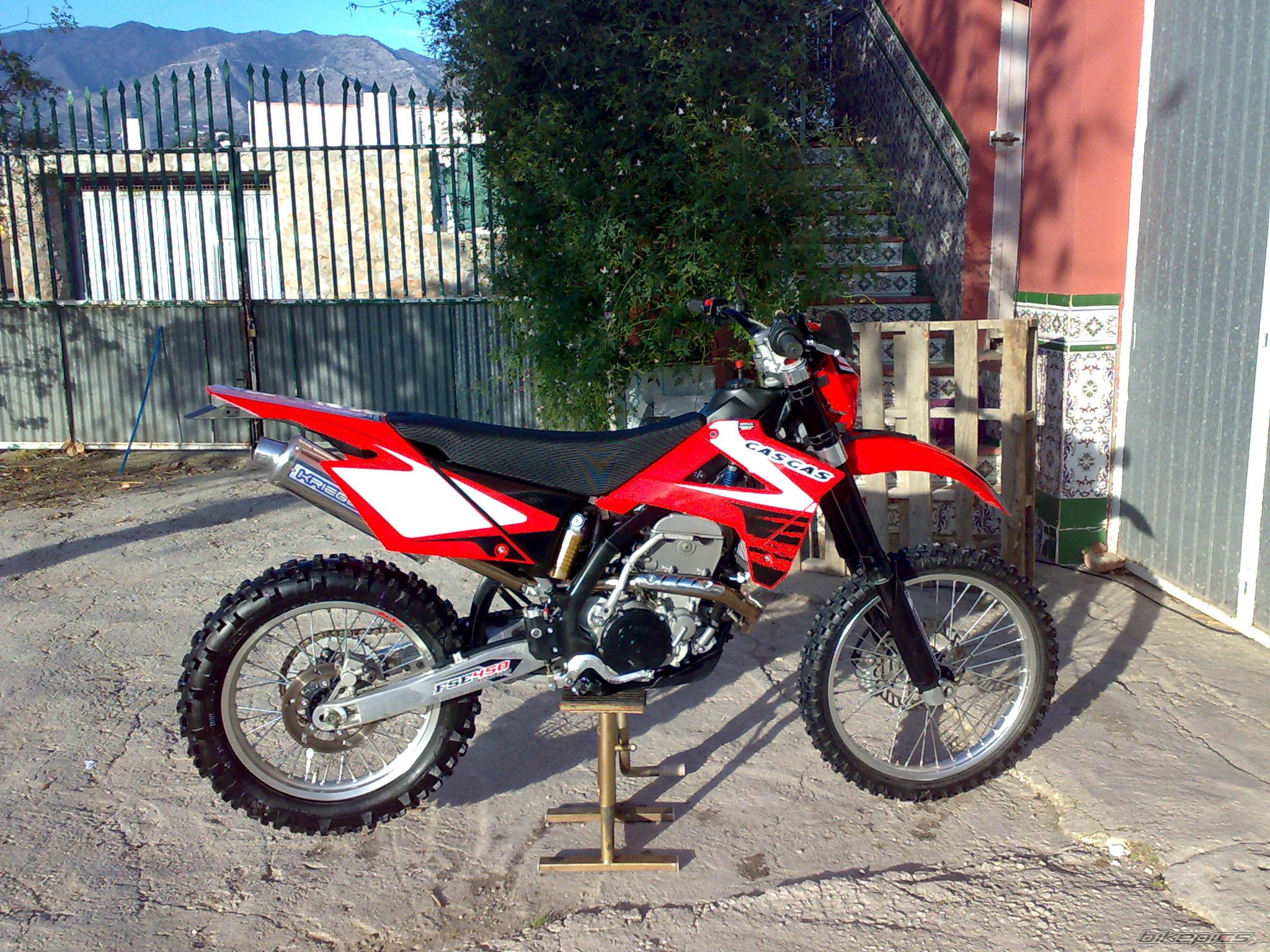 Photo 1512419
