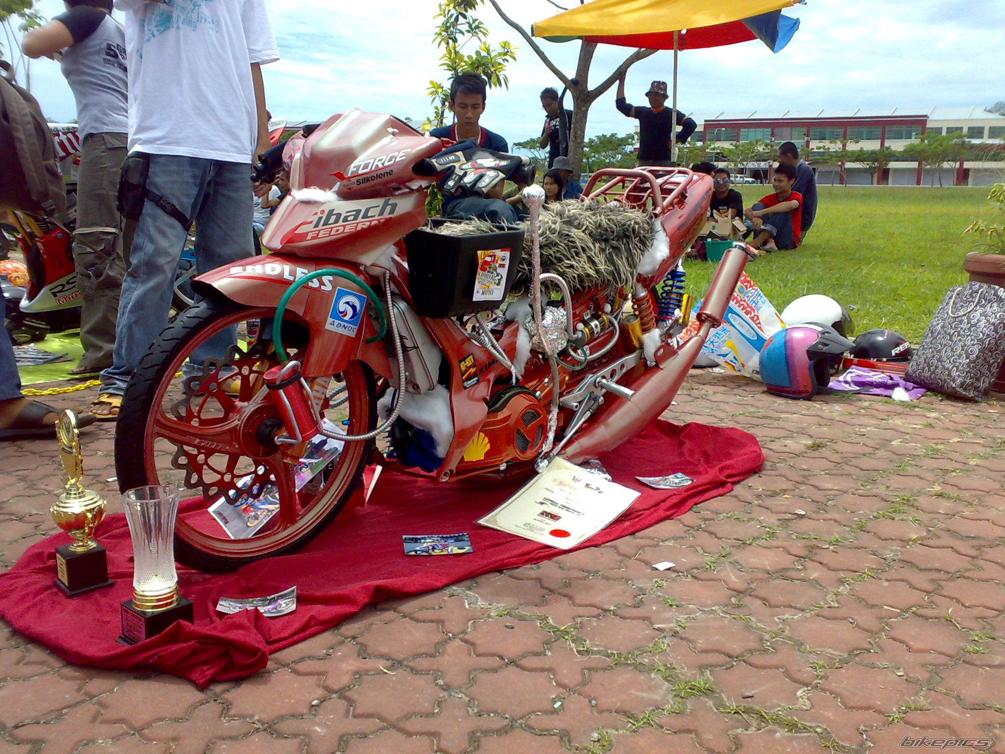Photo 1512552