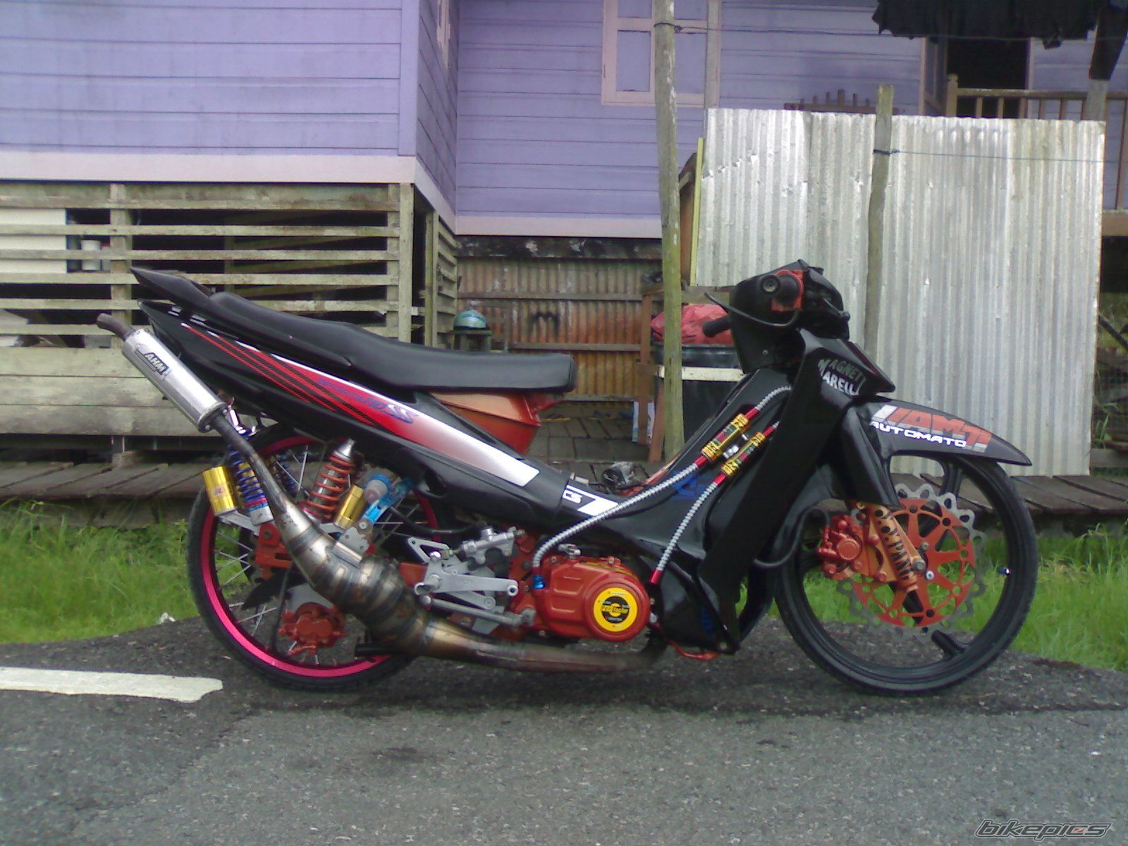 Photo 1512572