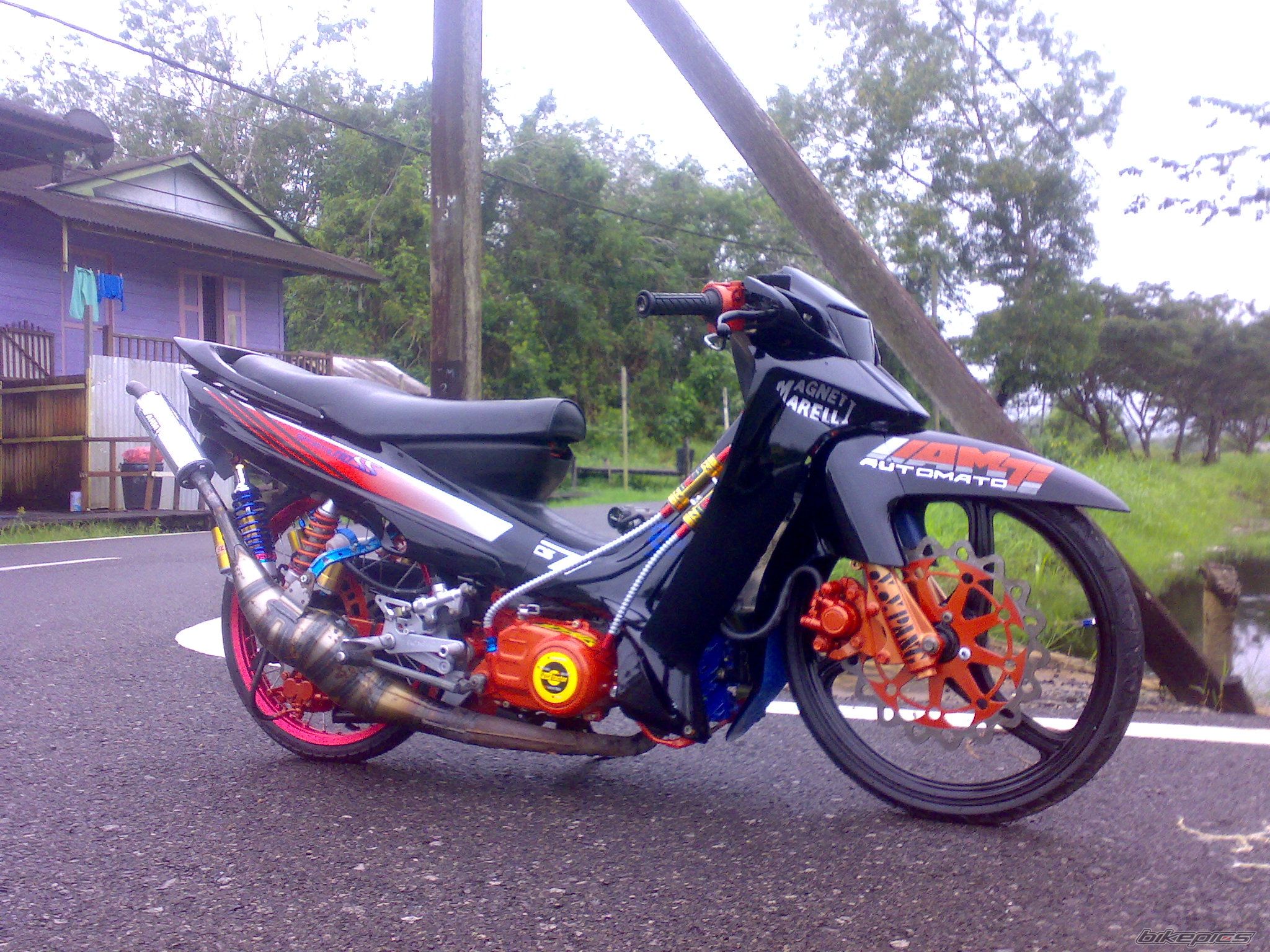 Photo 1512581