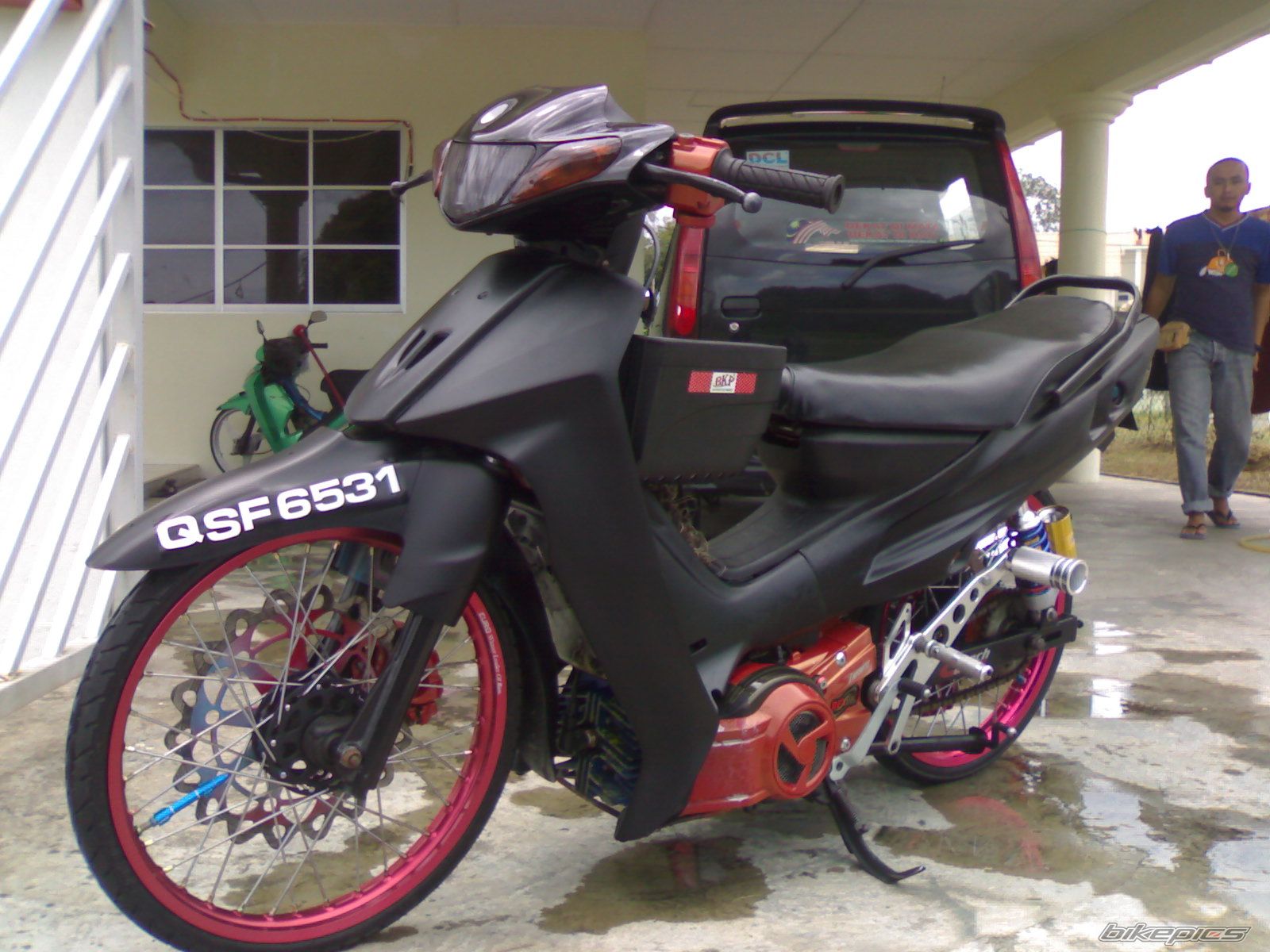 Photo 1512594