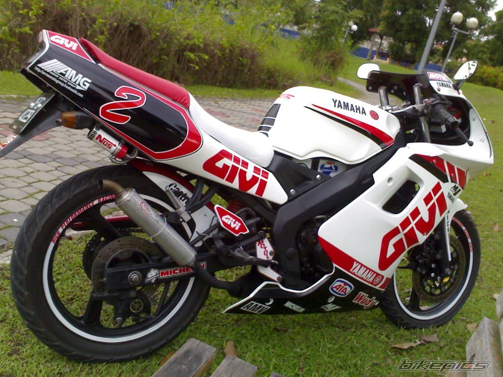 Photo 1512722