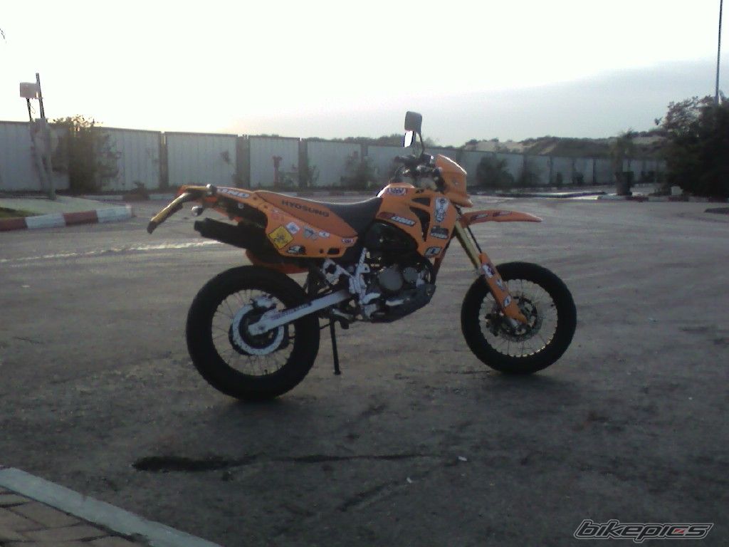 Photo 1512776