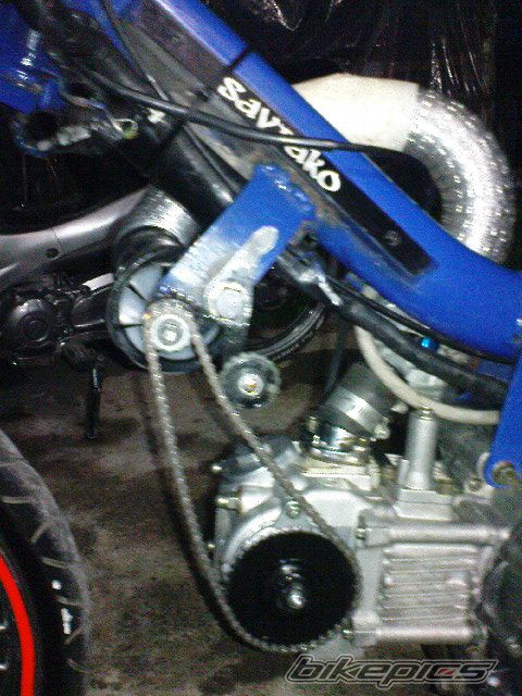 Photo 1512799