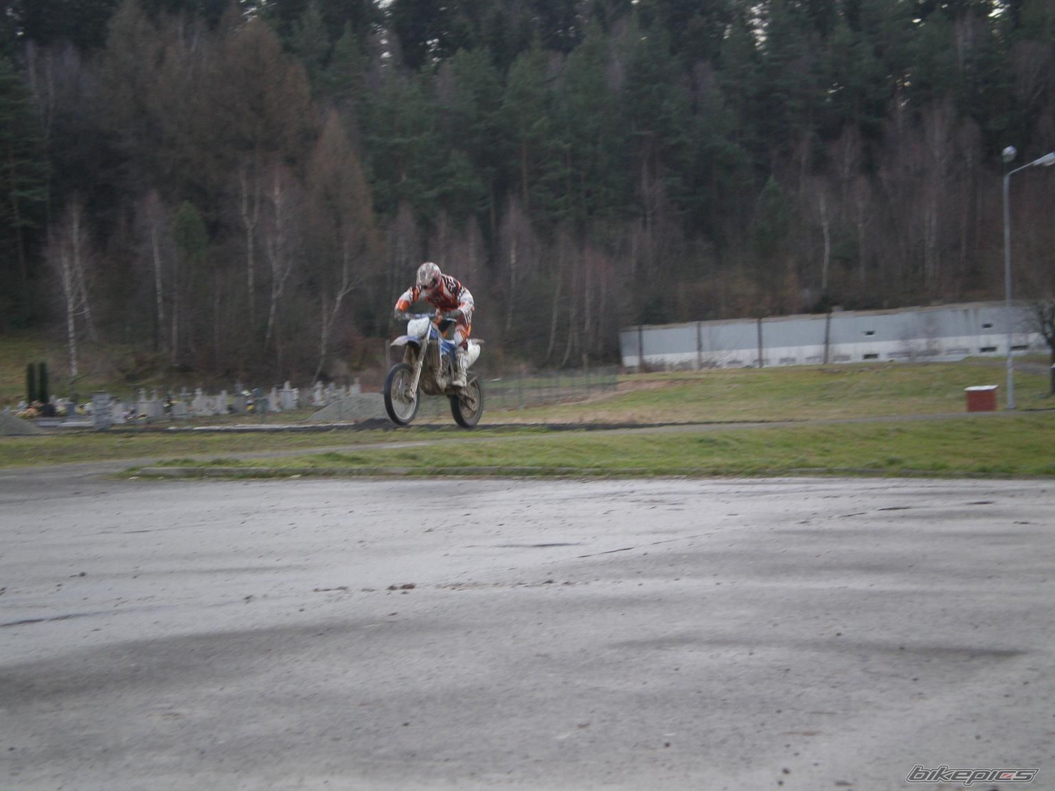 Photo 1512821
