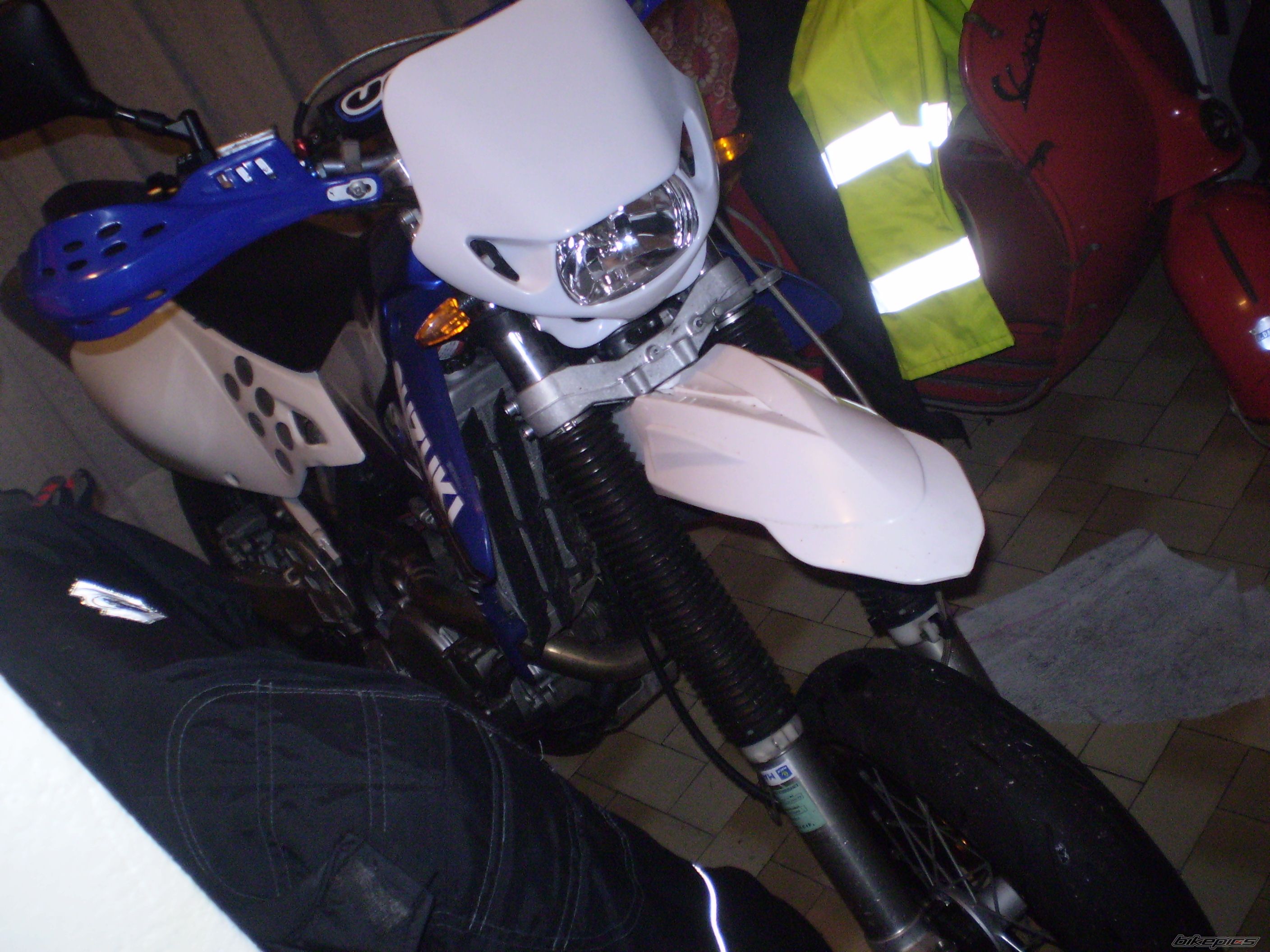 Photo 1512845