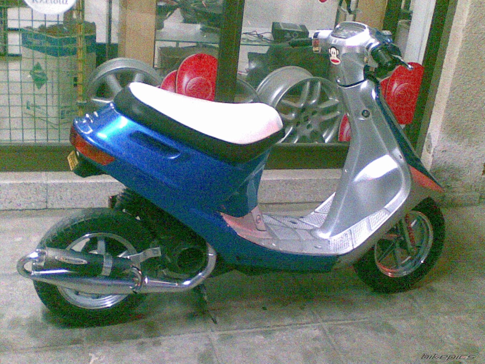 Photo 1512879