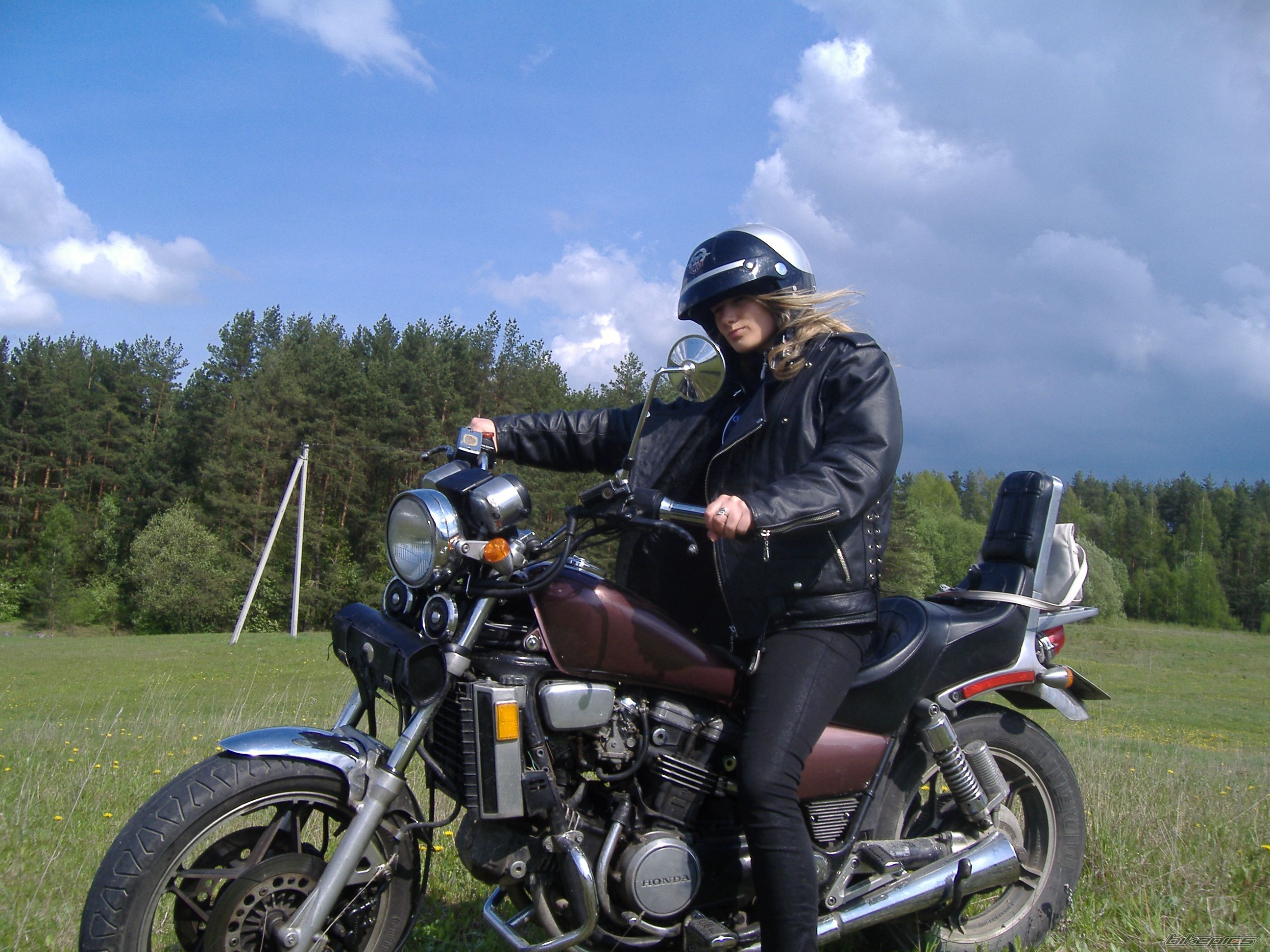 Photo 1512899