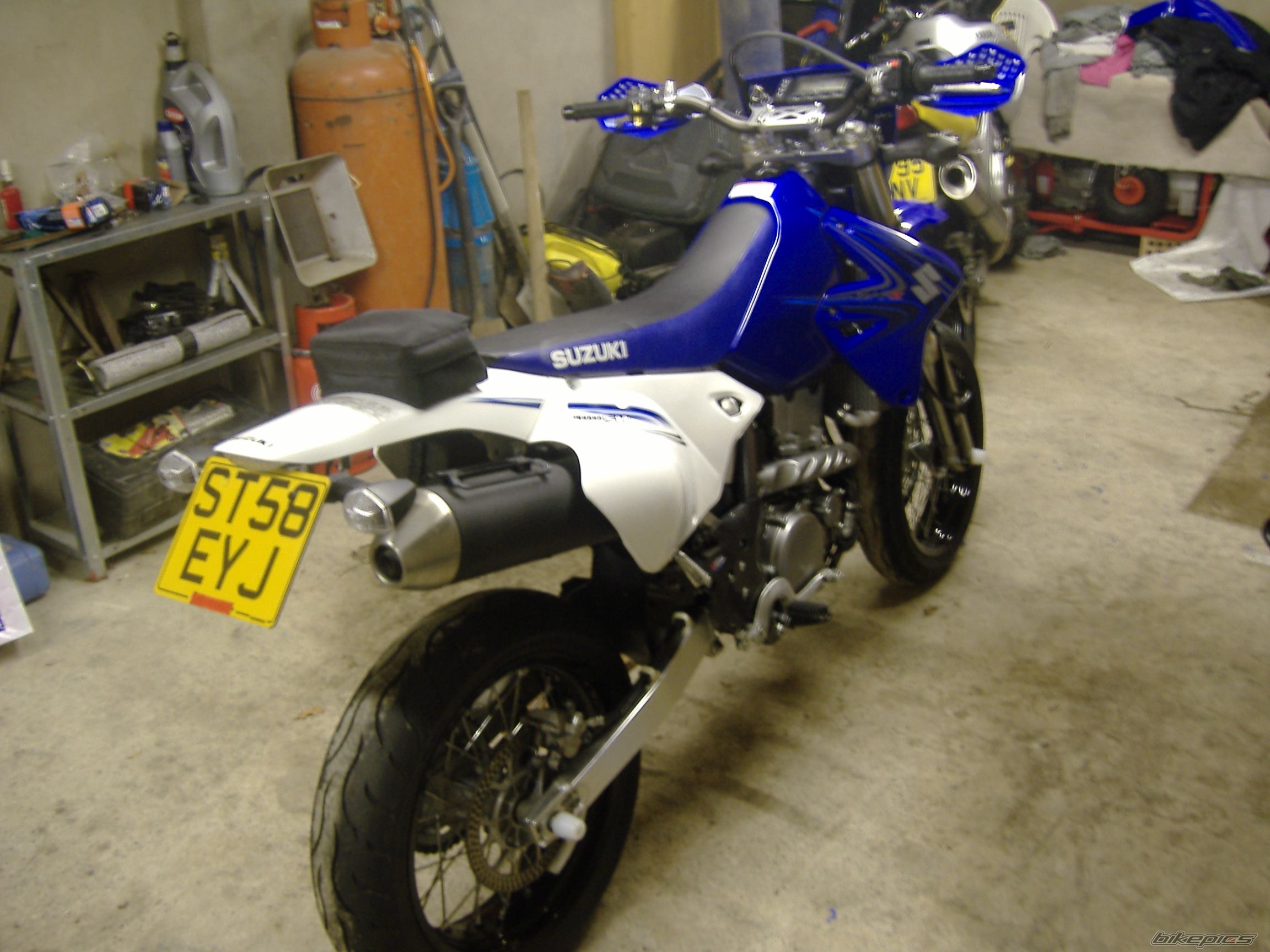 Photo 1512913