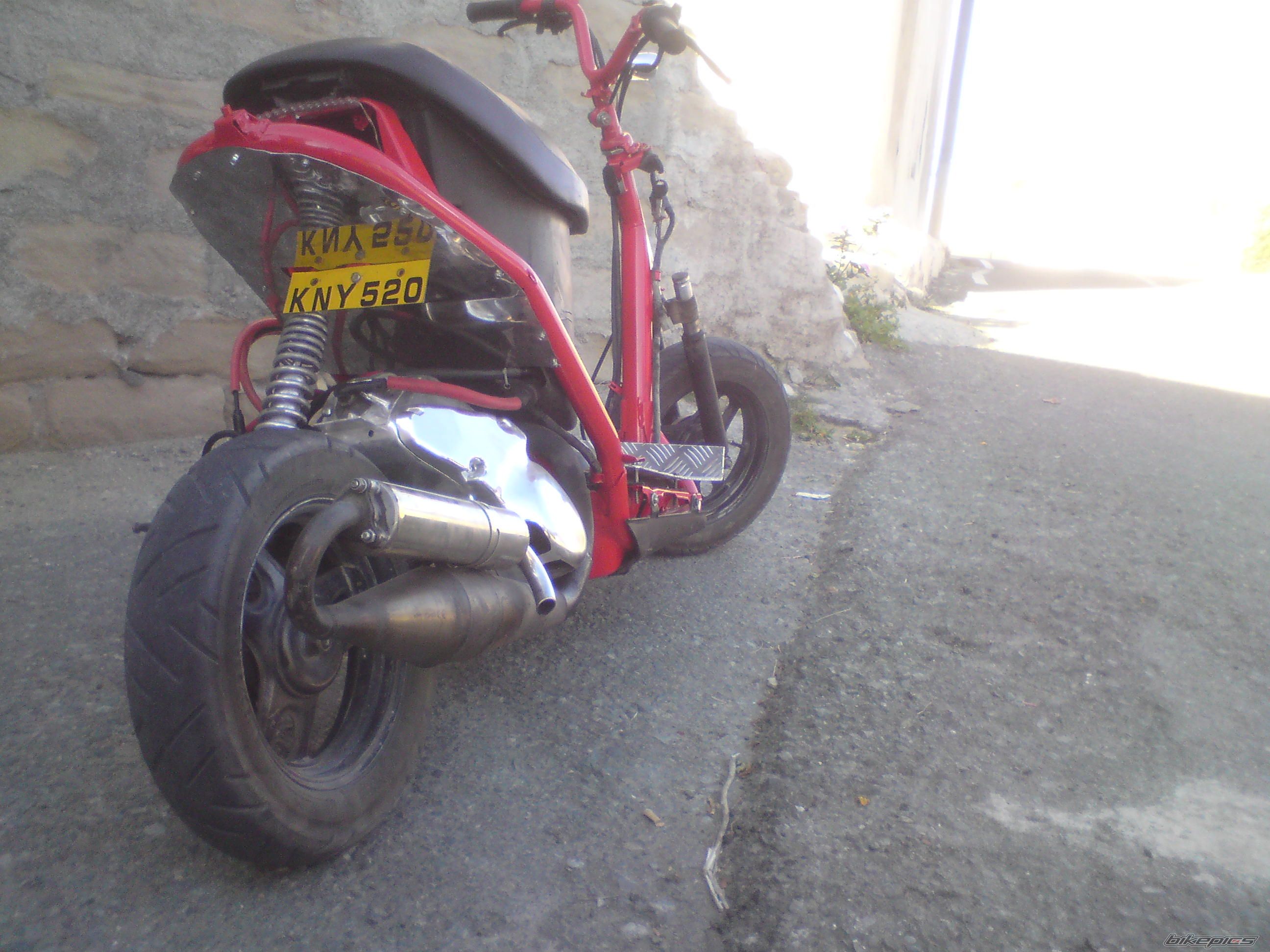 Photo 1512936