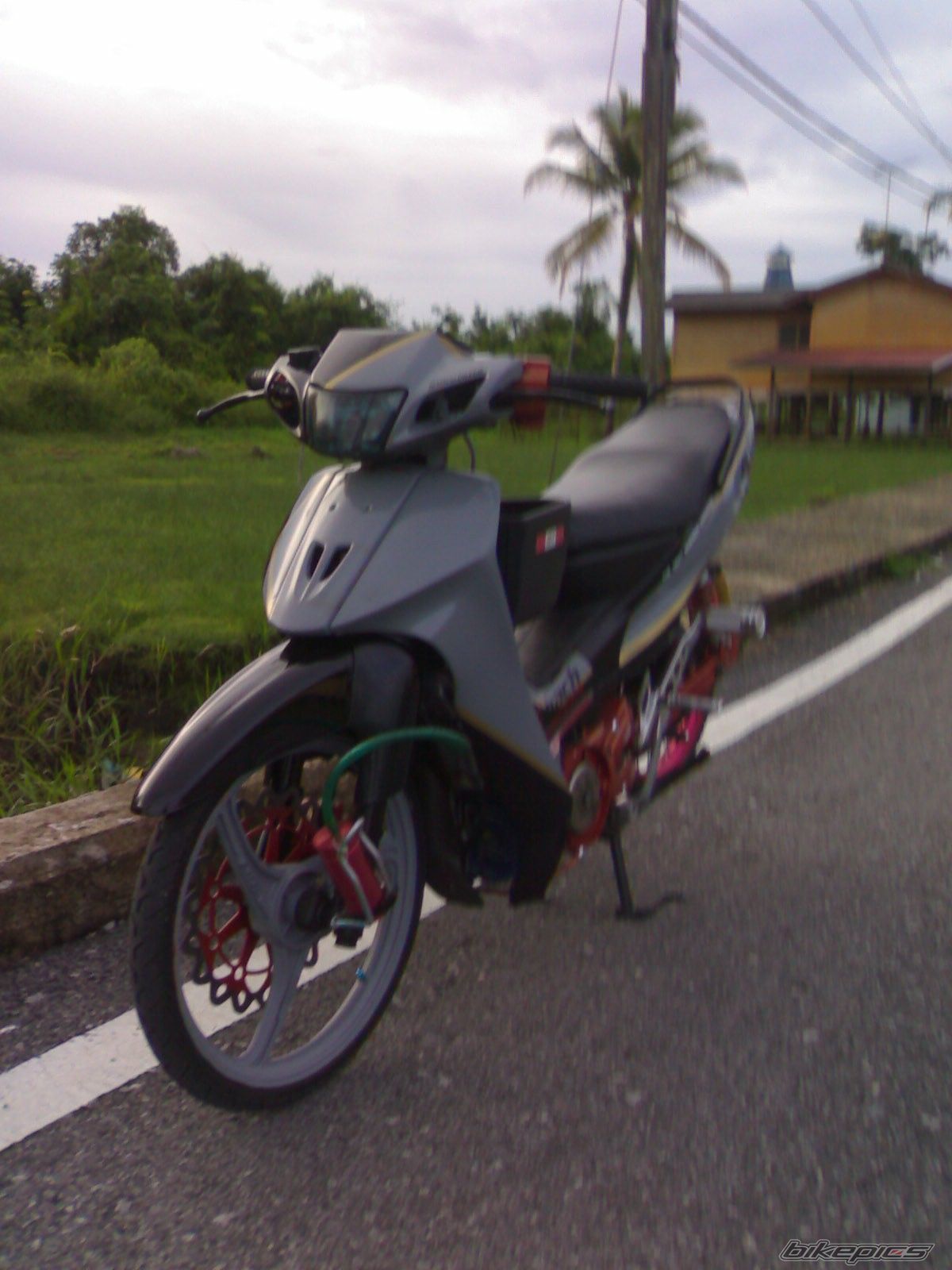 Photo 1513041