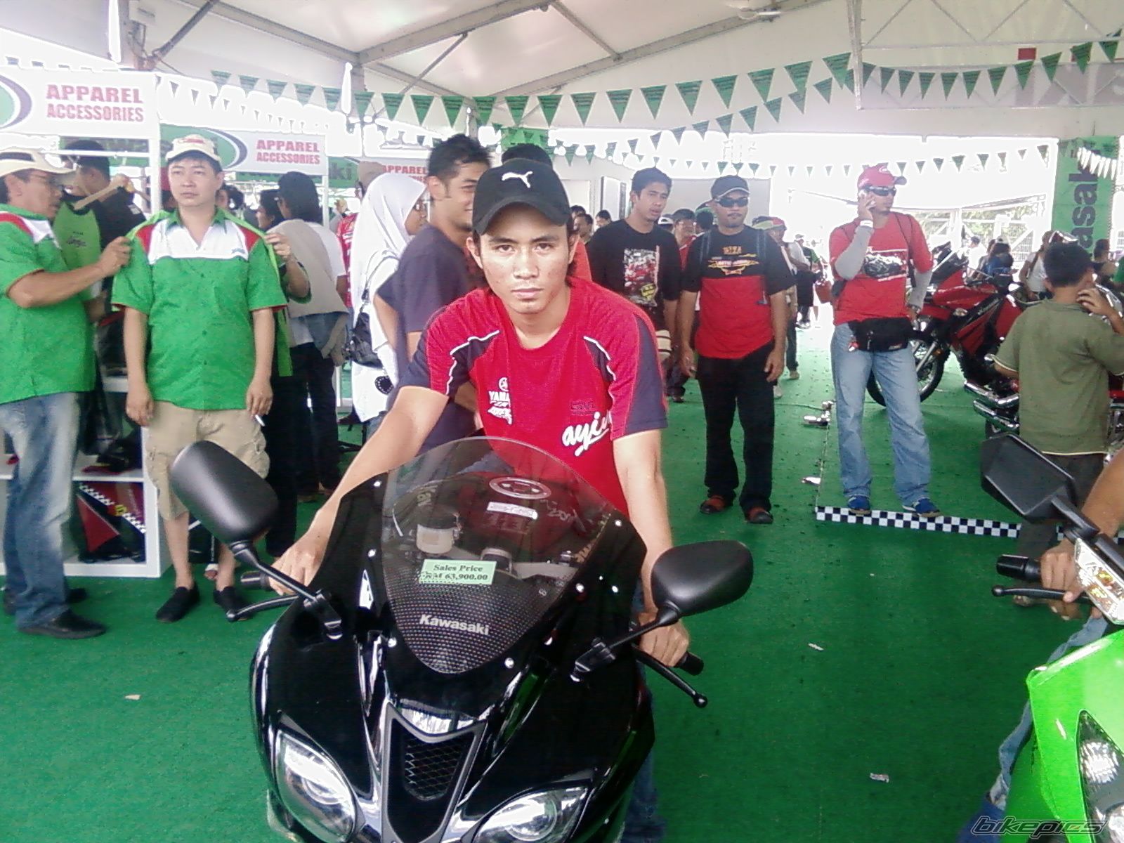 Photo 1513197