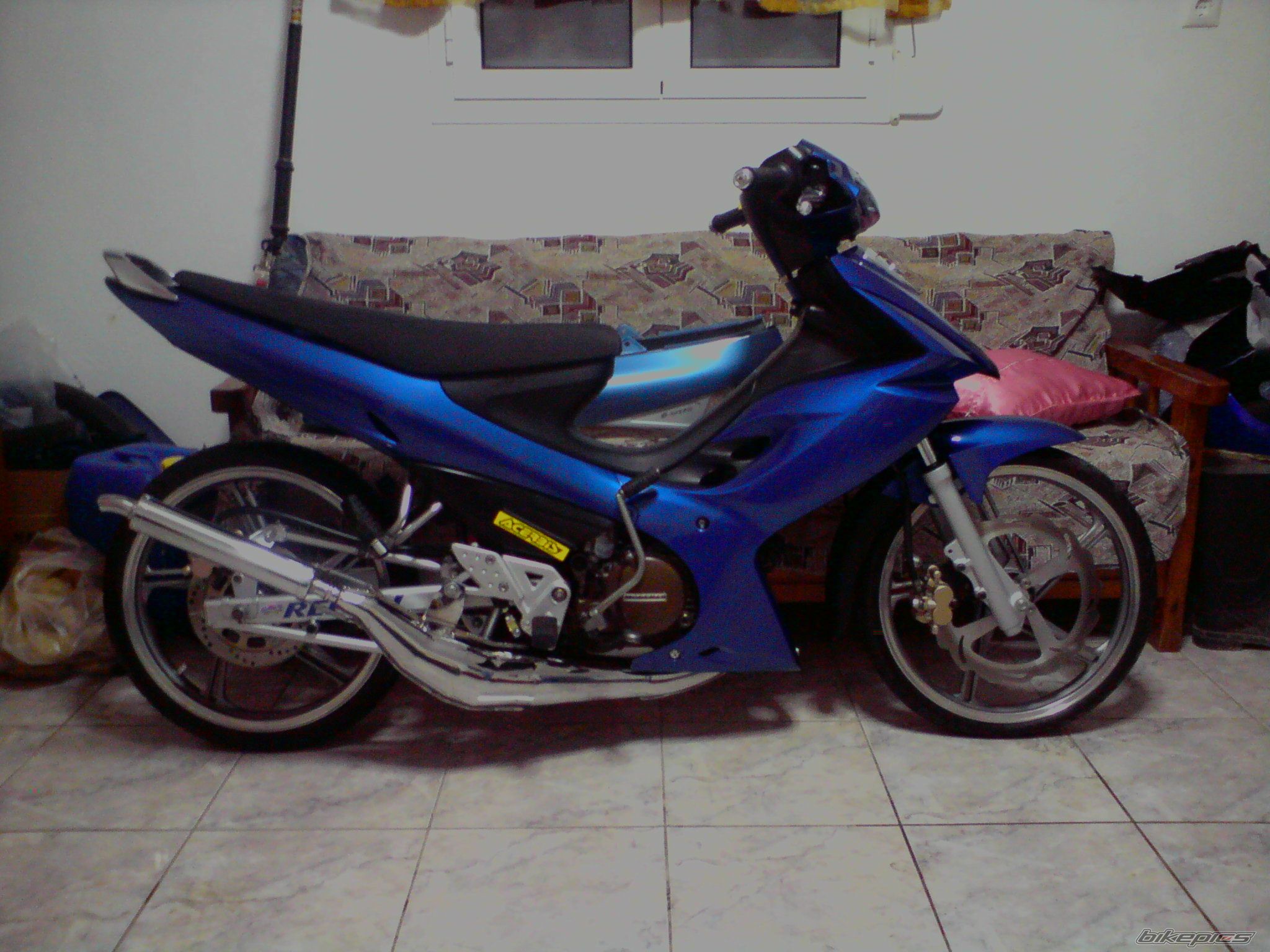 Photo 1513263